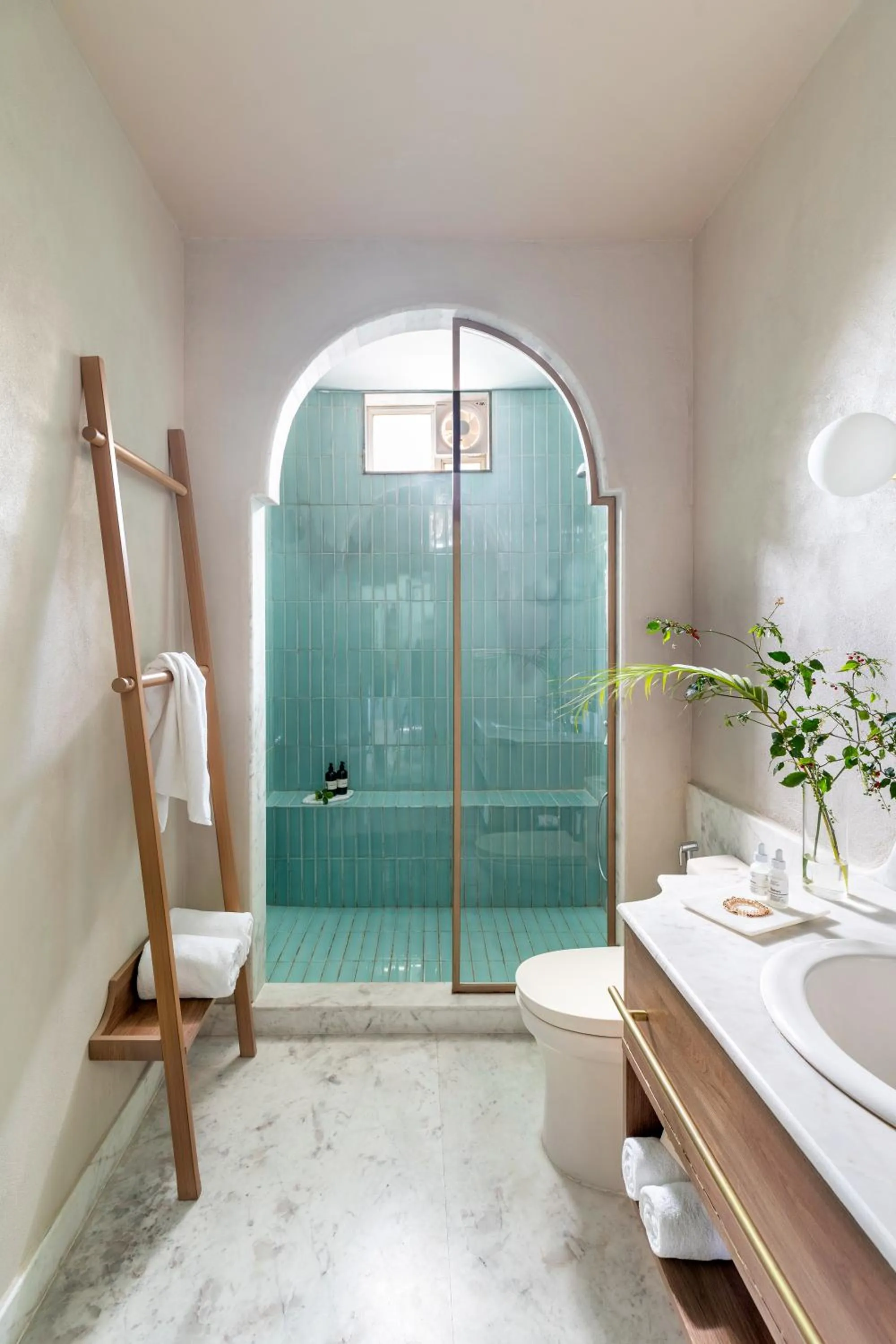 Bathroom in Manuscript - Jhilwara Haveli