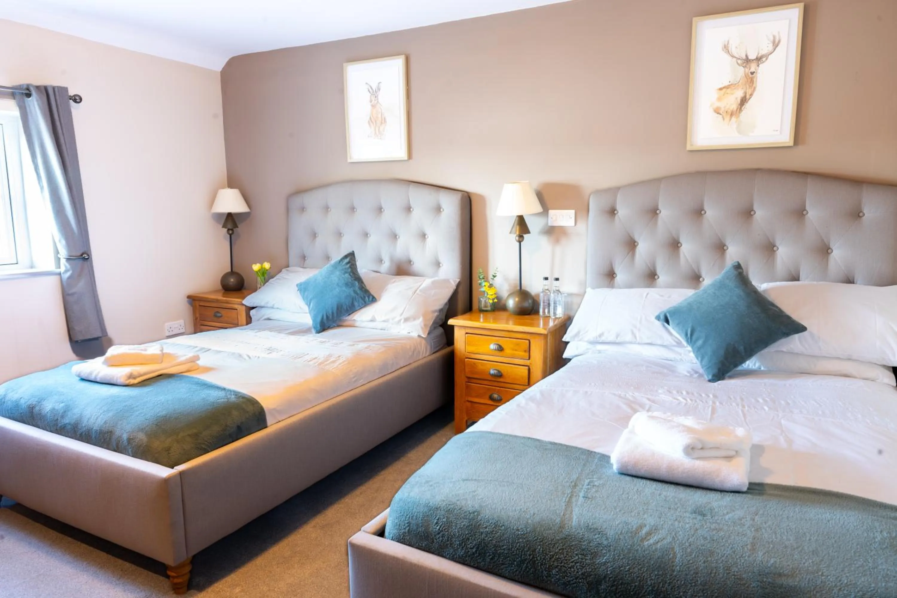 Bed in The Gate Hangs High