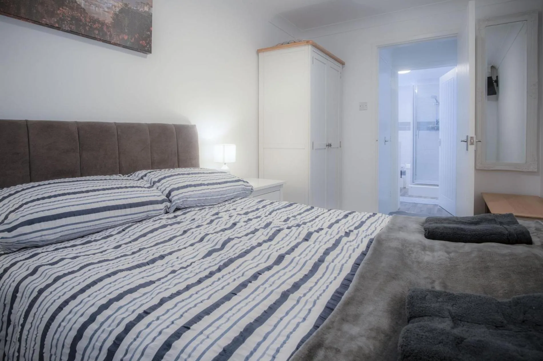 Floor plan, Bed in Castle Cove - 1 Bedroom Apartment - Tenby