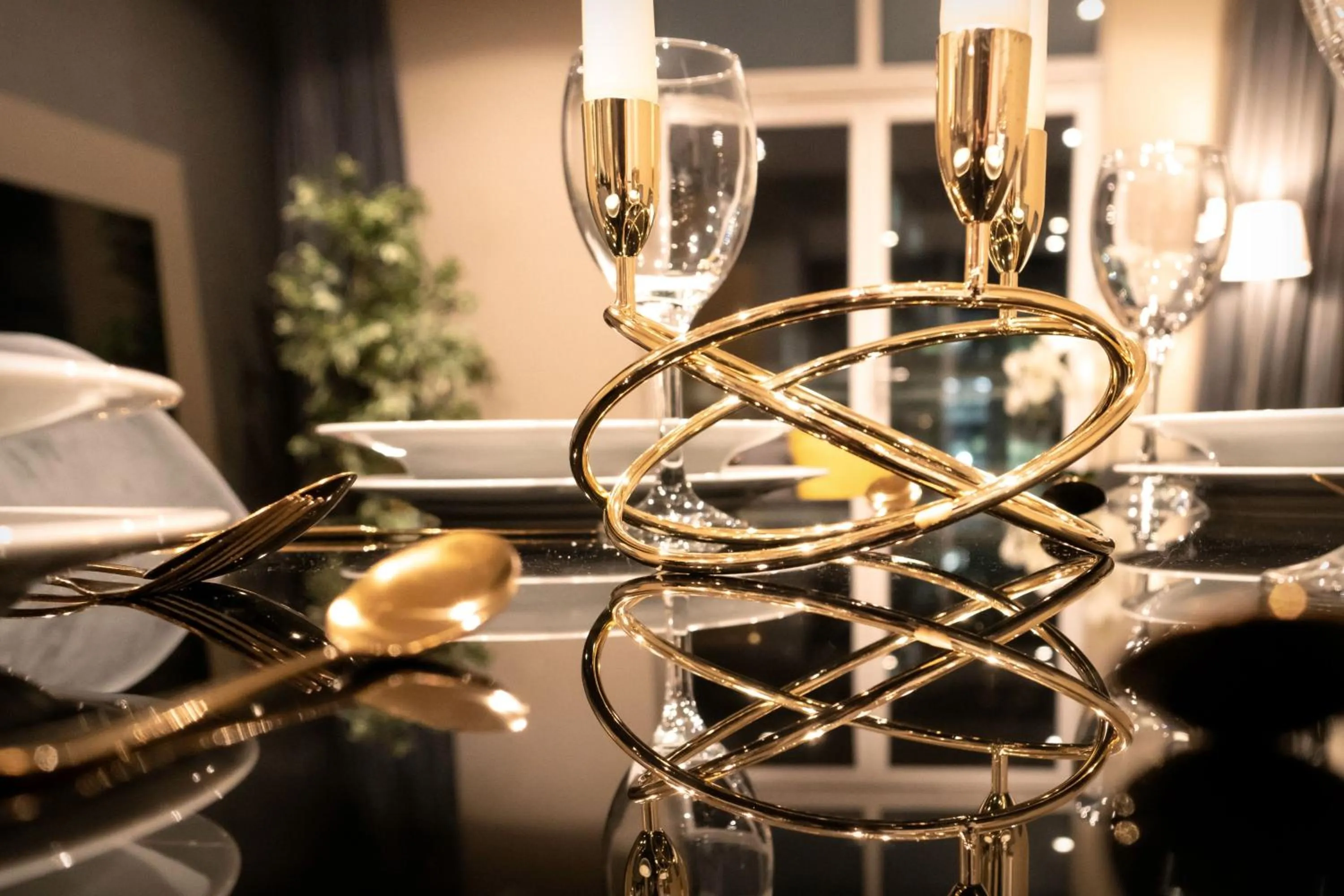 Dining area in VCity ApartHotels Glasgow Central