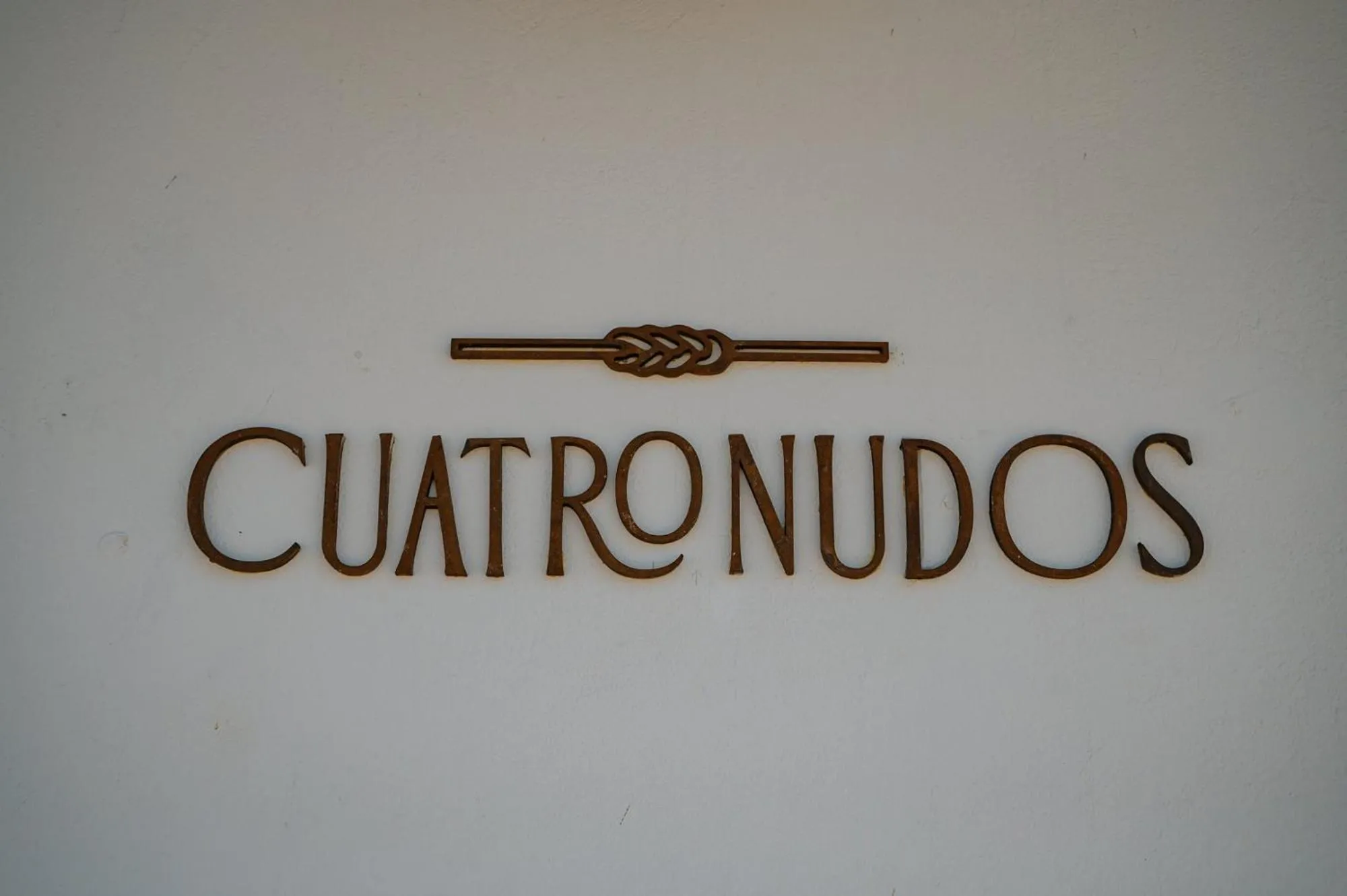 Restaurant/places to eat in Hotel La Corada