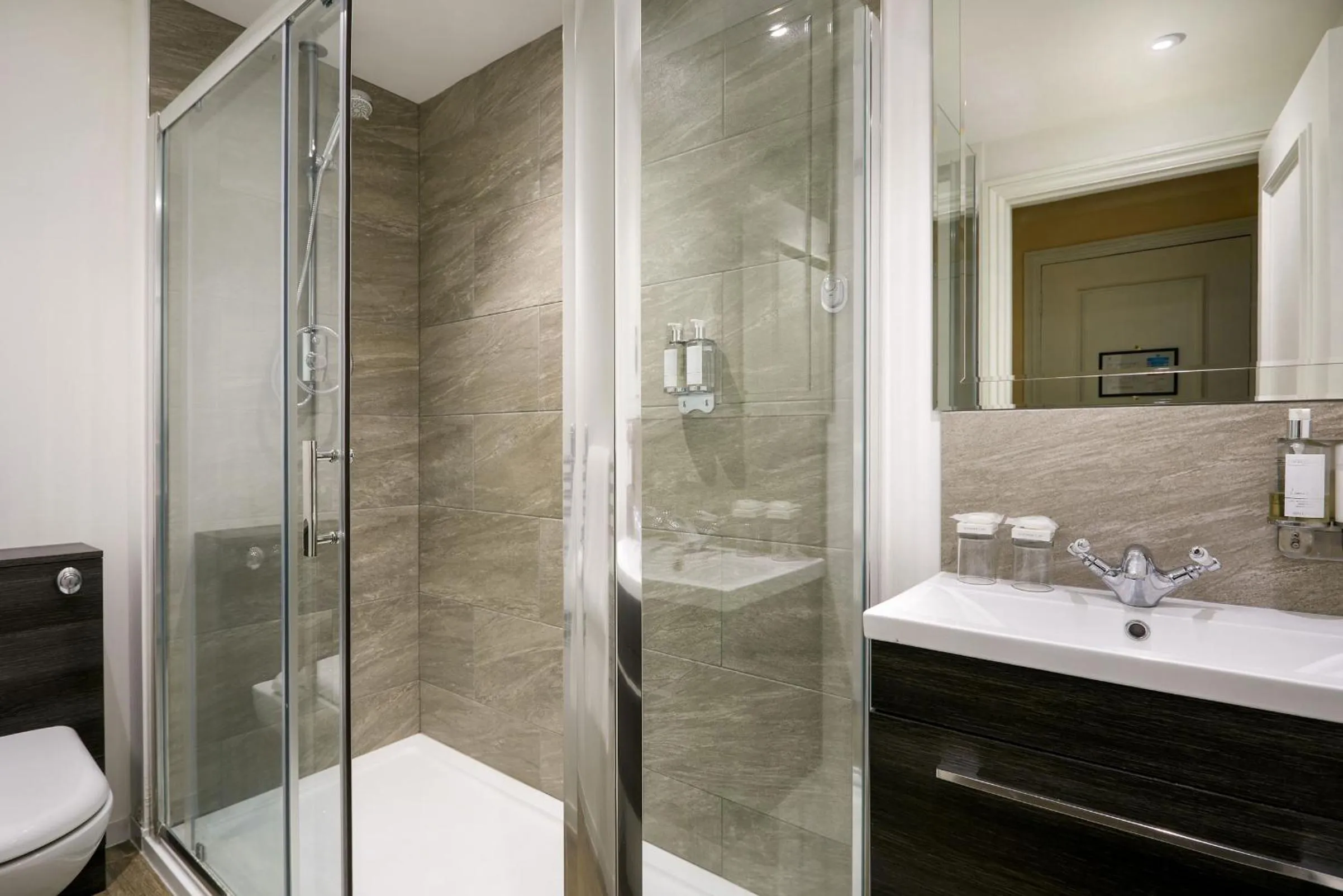 Bathroom in The Christopher Hotel, Eton