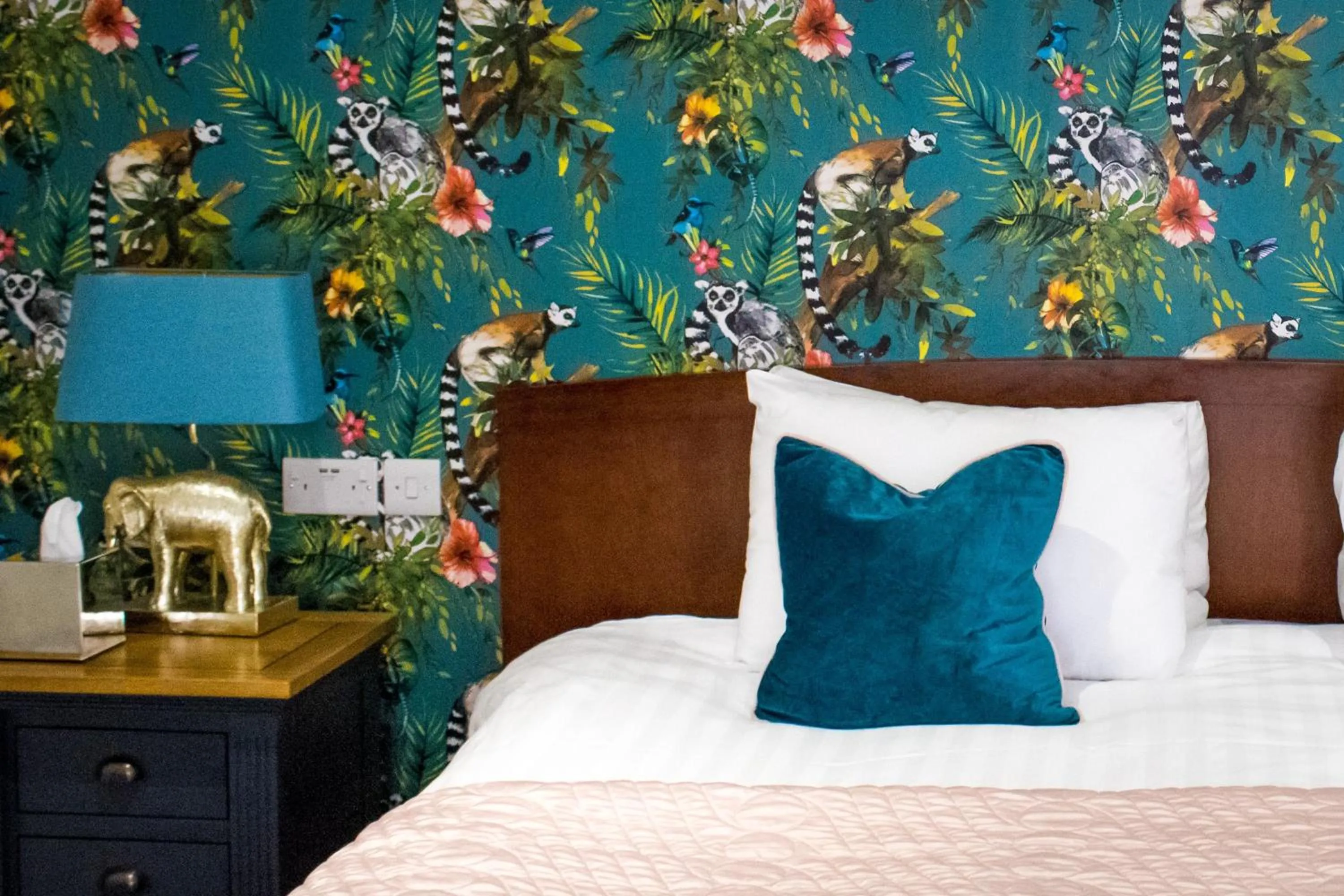 Bed in The Christopher Hotel, Eton