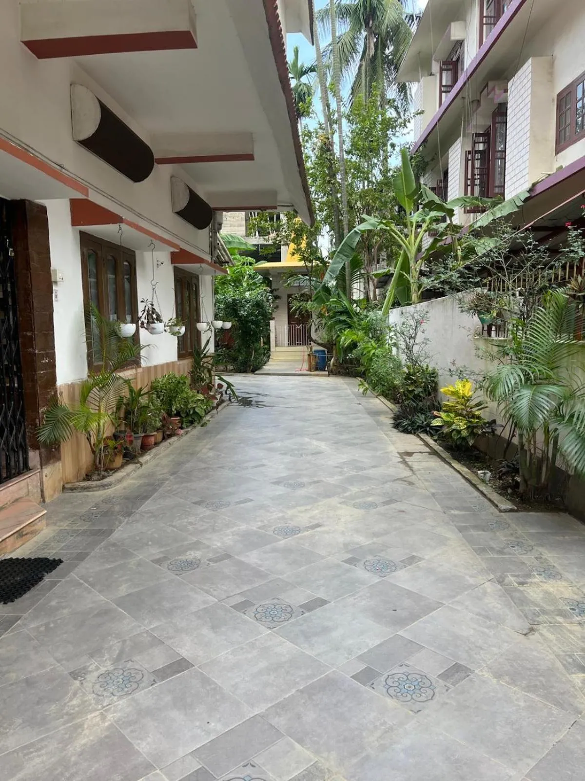 Inner courtyard view in Amazing Homestay