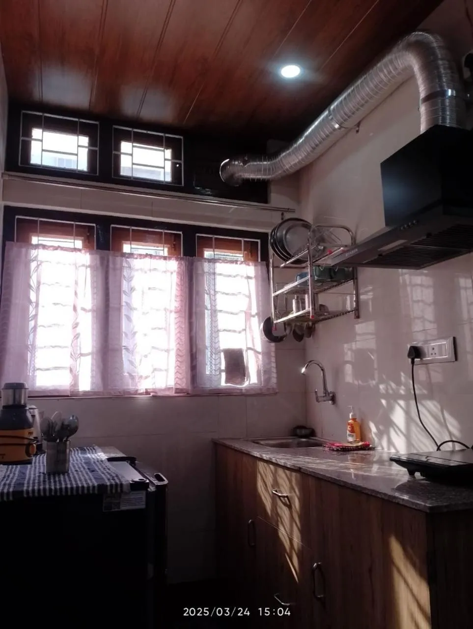 kitchen in Amazing Homestay