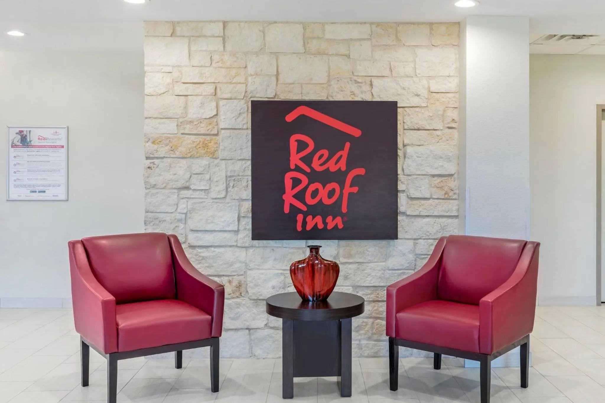 Lobby or reception in Red Roof Inn Hutchins