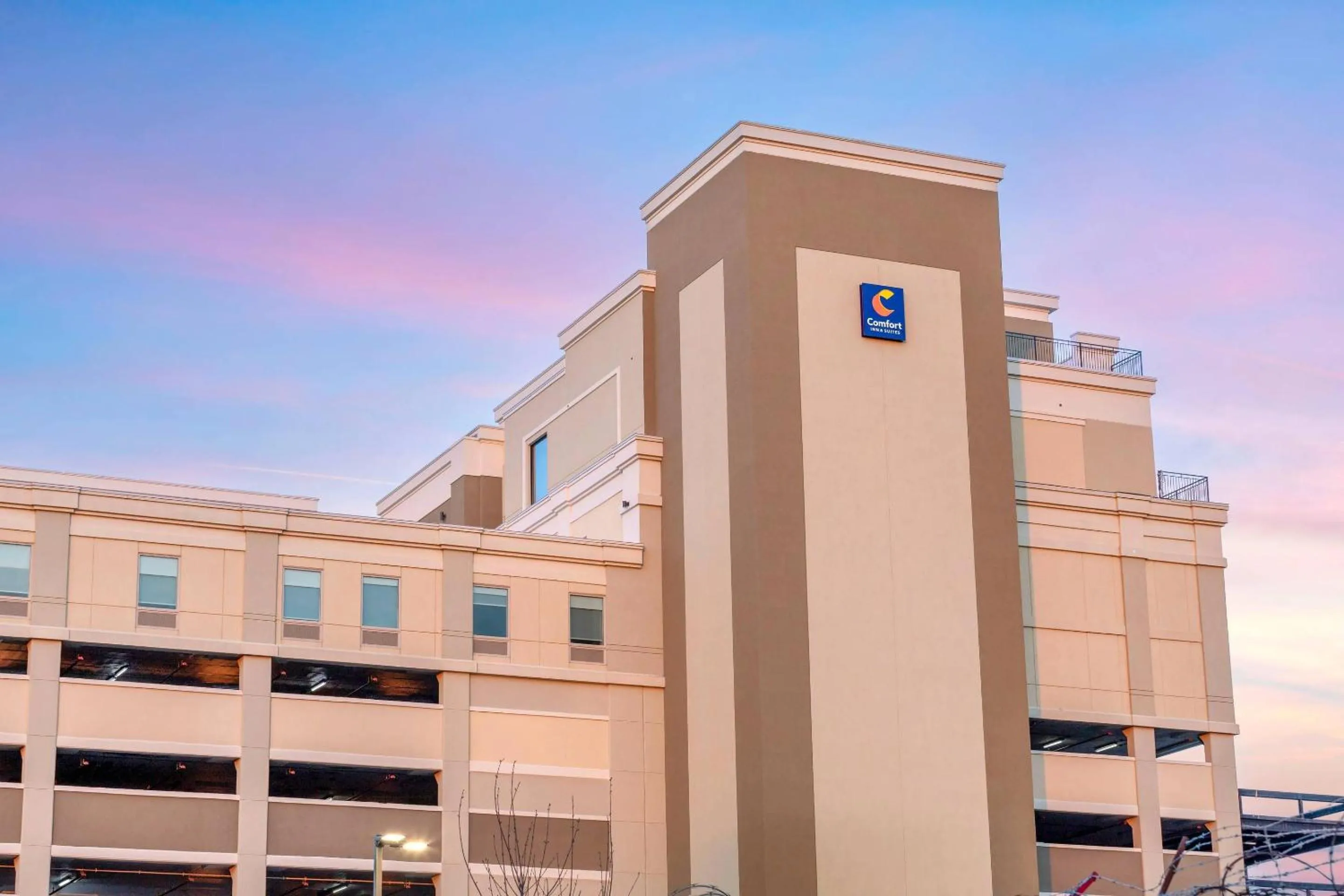 Property building in Comfort Inn & Suites Newark Liberty International Airport