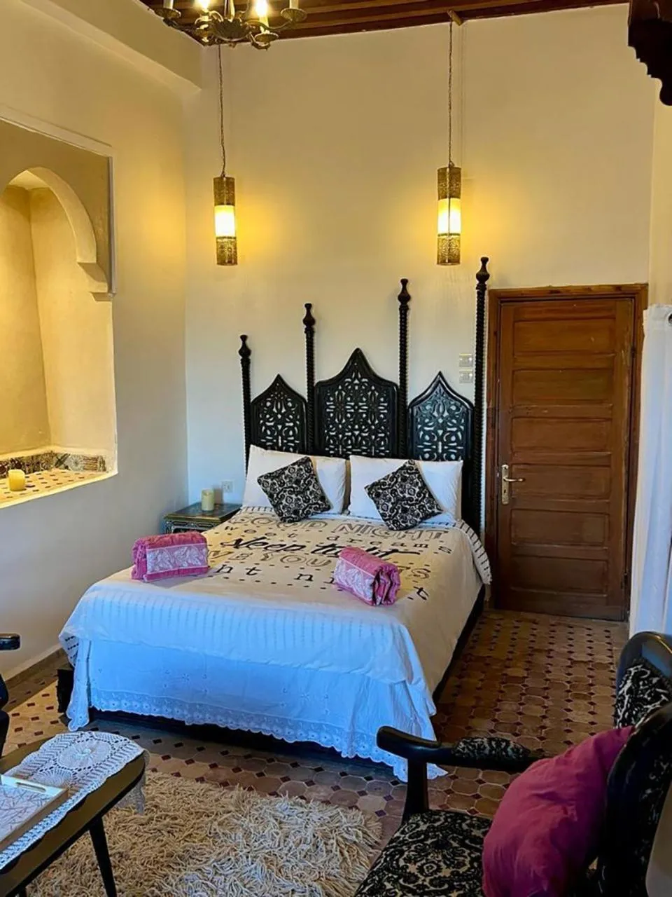 Property building, Bed in DAR Naima