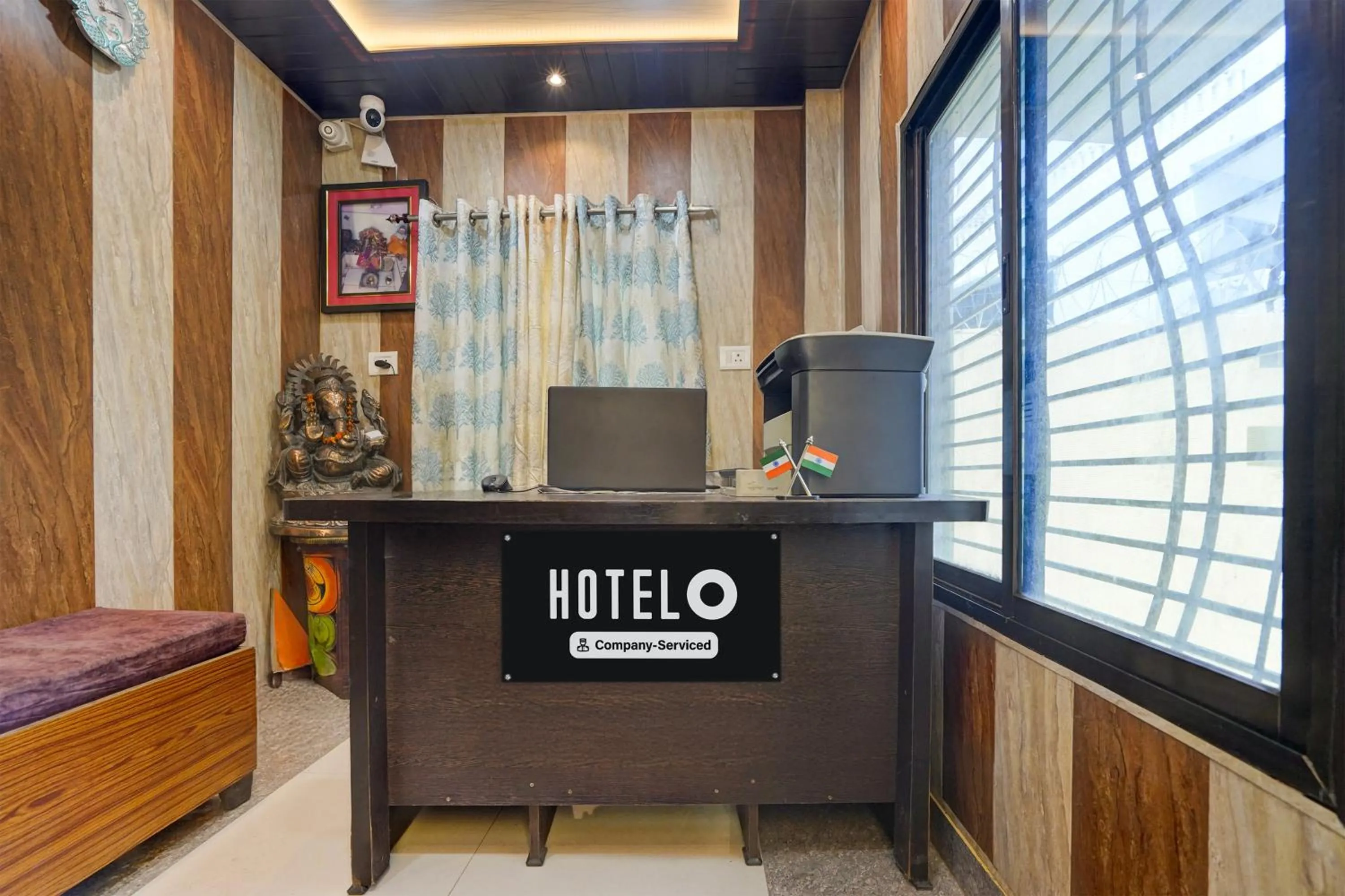 Lobby or reception in Super Hotel O Samne Ghat