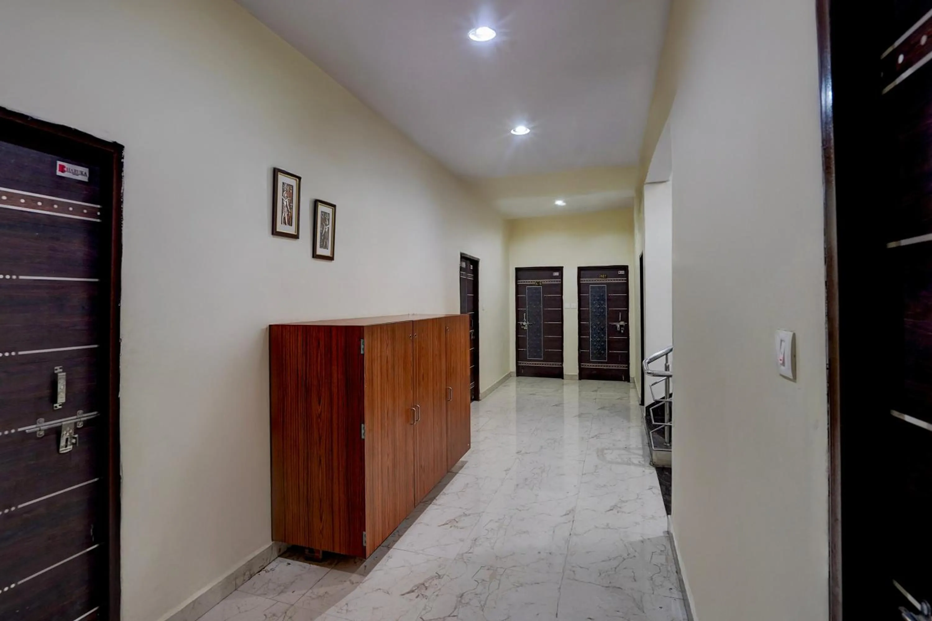 Lobby or reception in Super Hotel O Samne Ghat