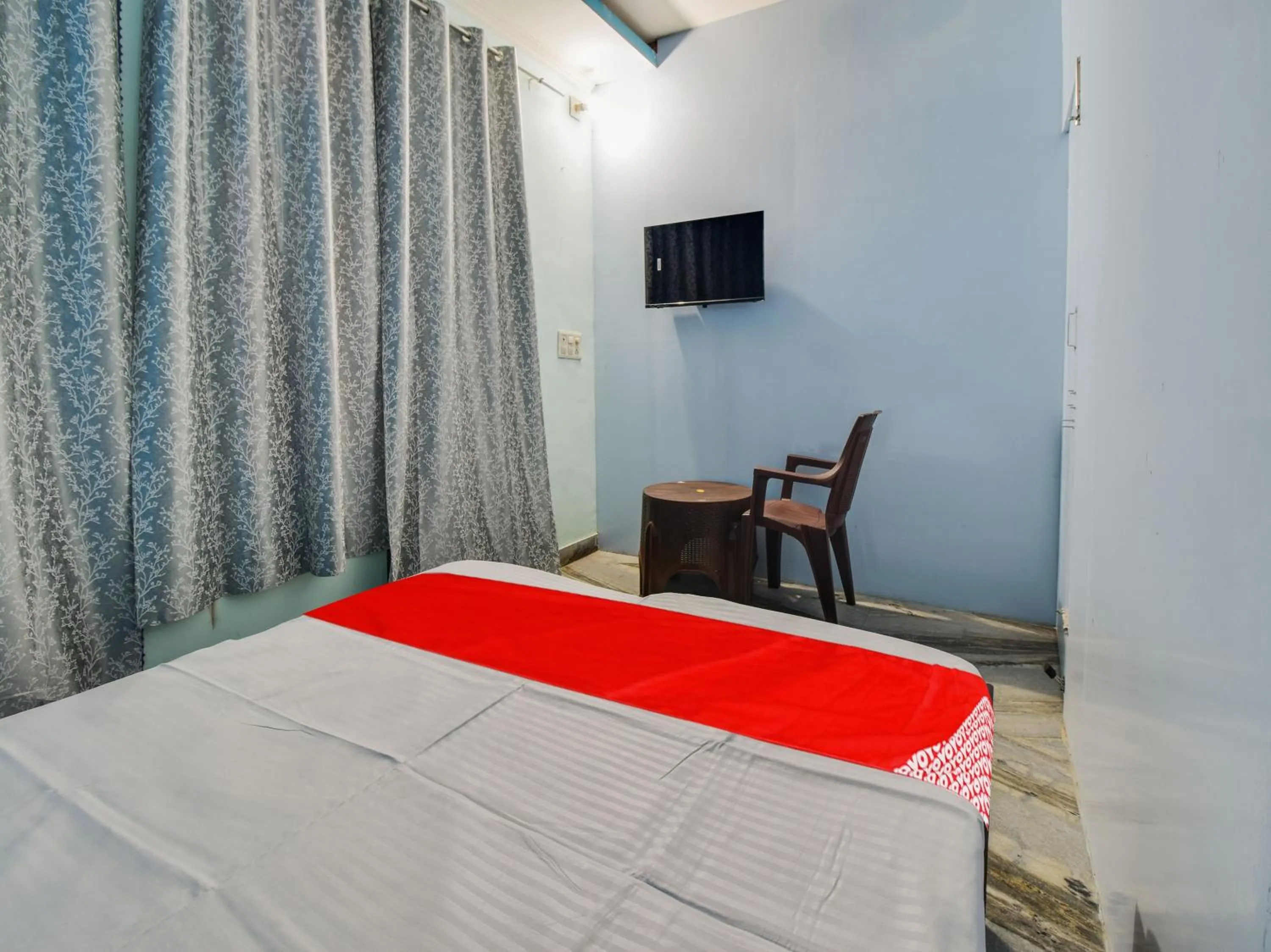 Bedroom in Hotel O SHYAM RESIDENCY