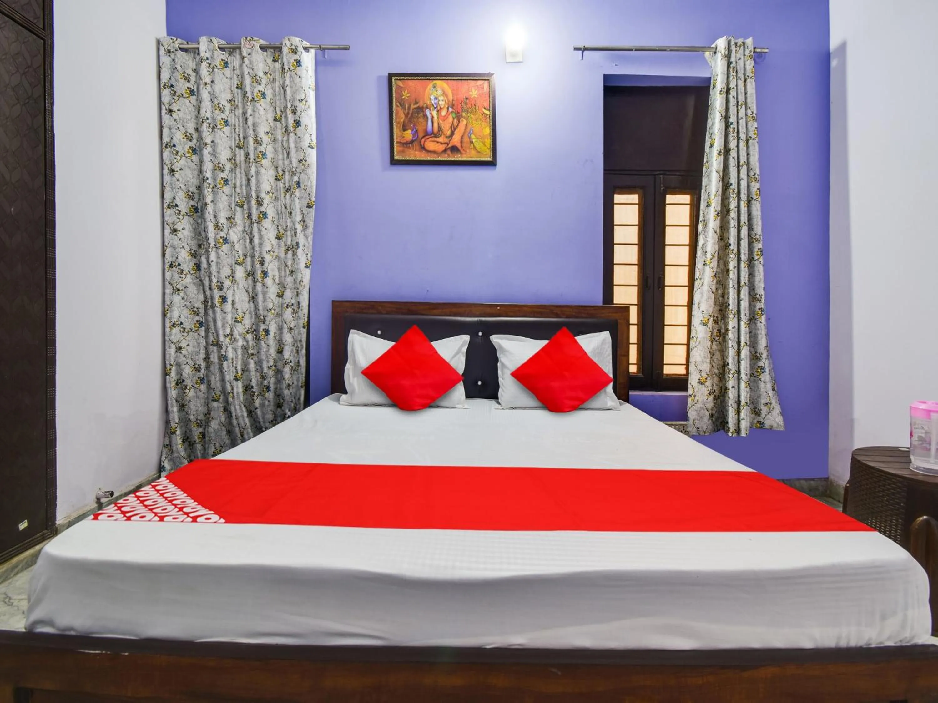Bedroom in Hotel O SHYAM RESIDENCY