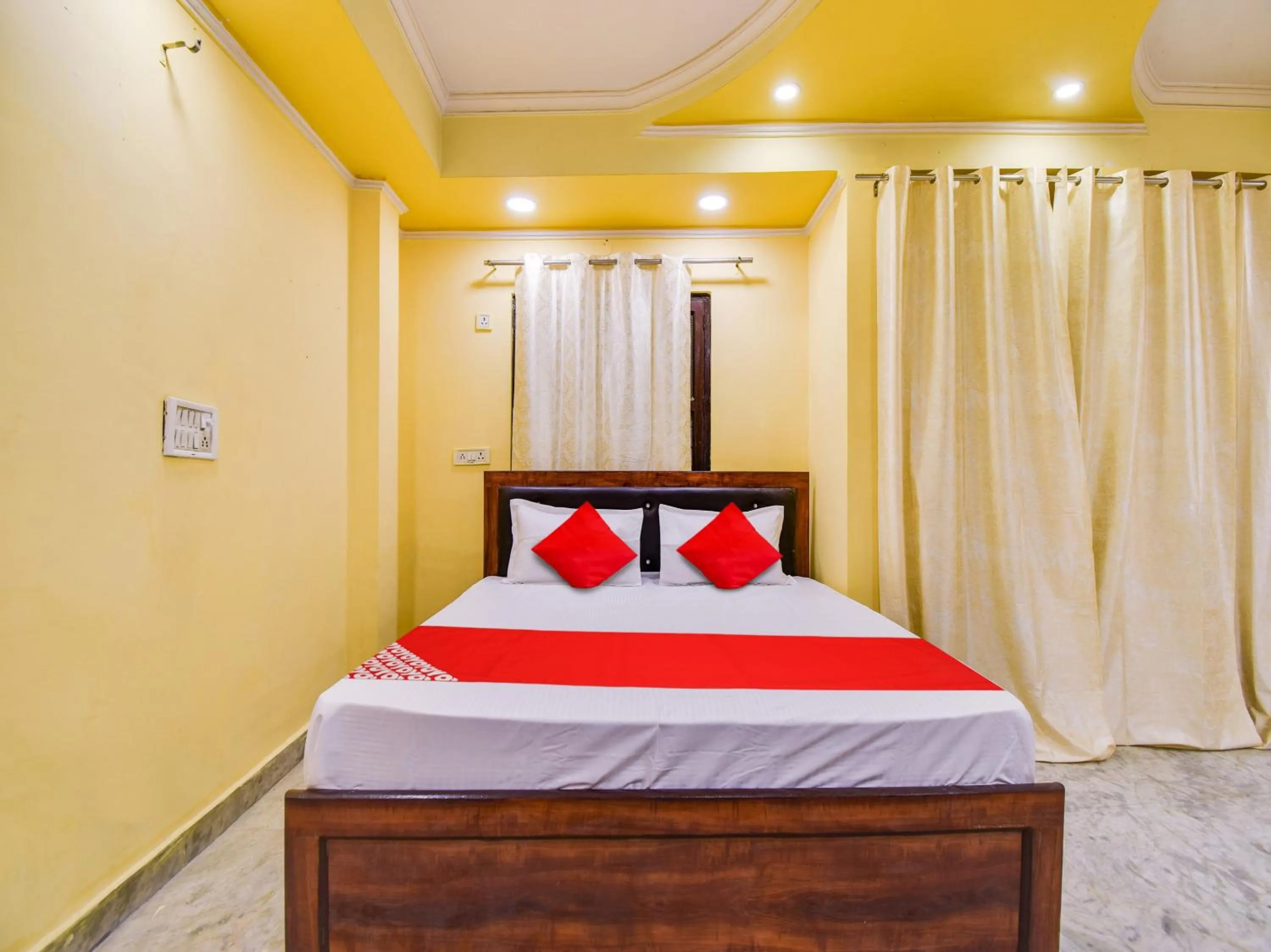 Bedroom in Hotel O SHYAM RESIDENCY