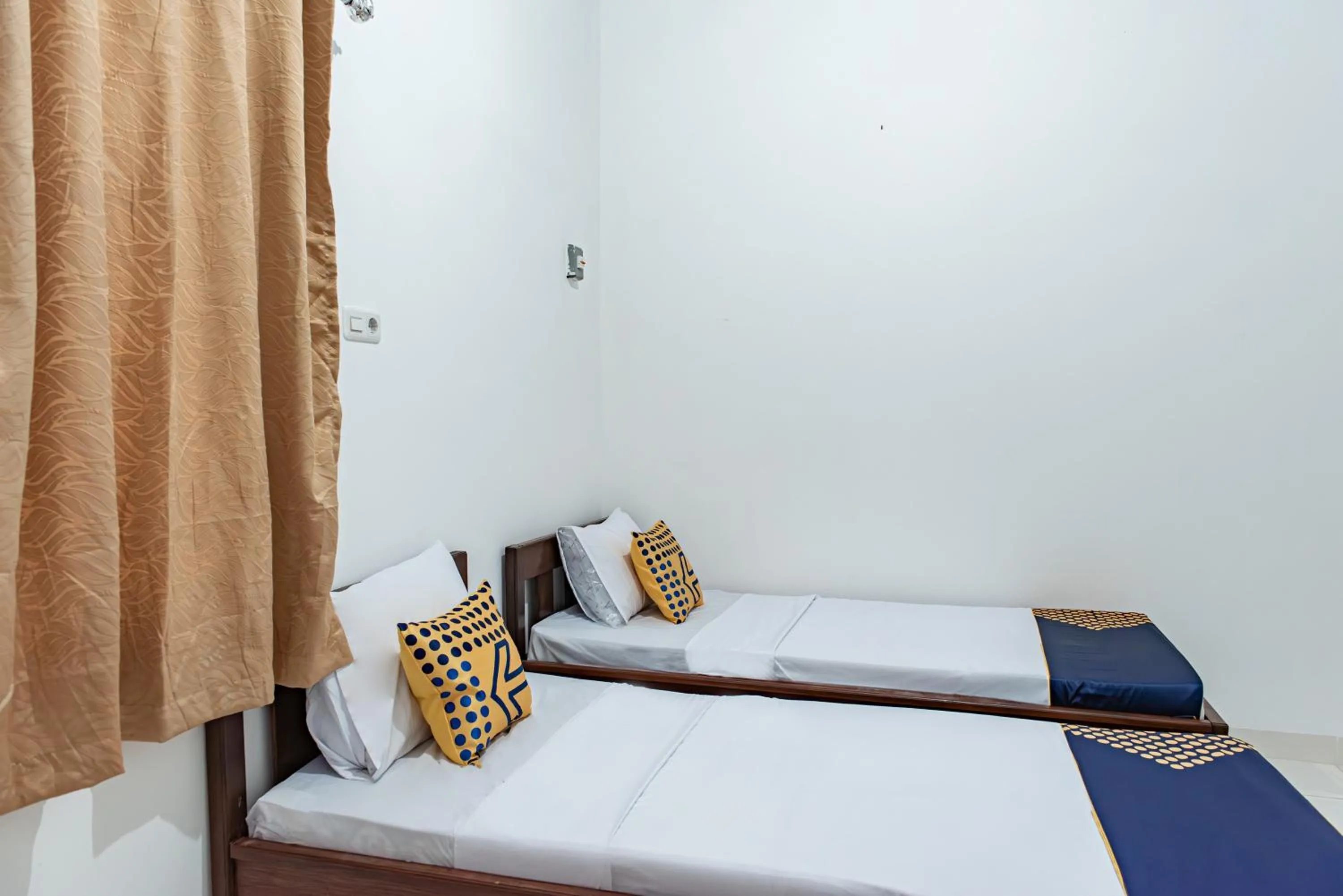 Bedroom, Bed in Hotel O Alnasya Syariah