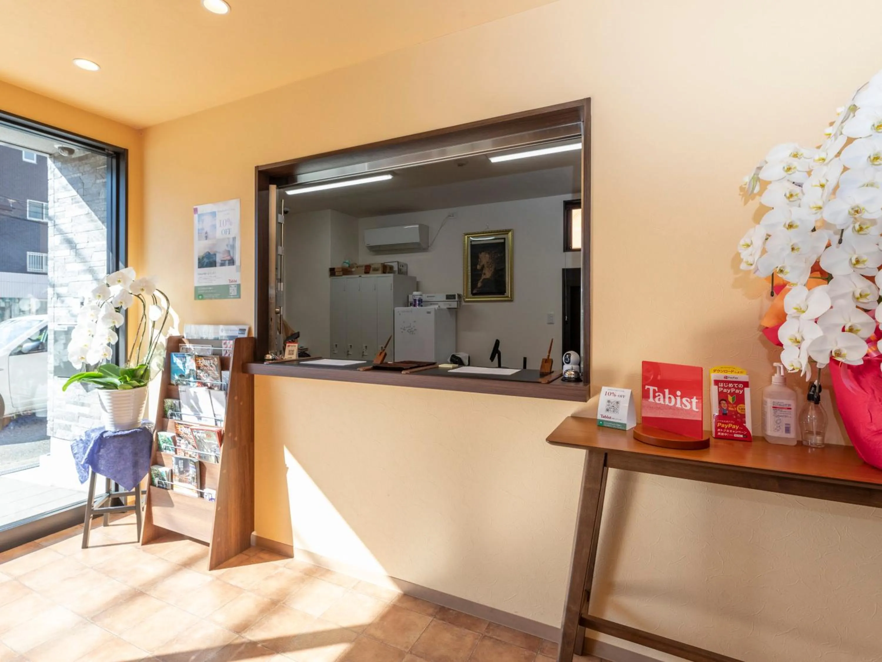 Lobby or reception in Tabist OSAKA PORT HOTEL L'ESPOIR