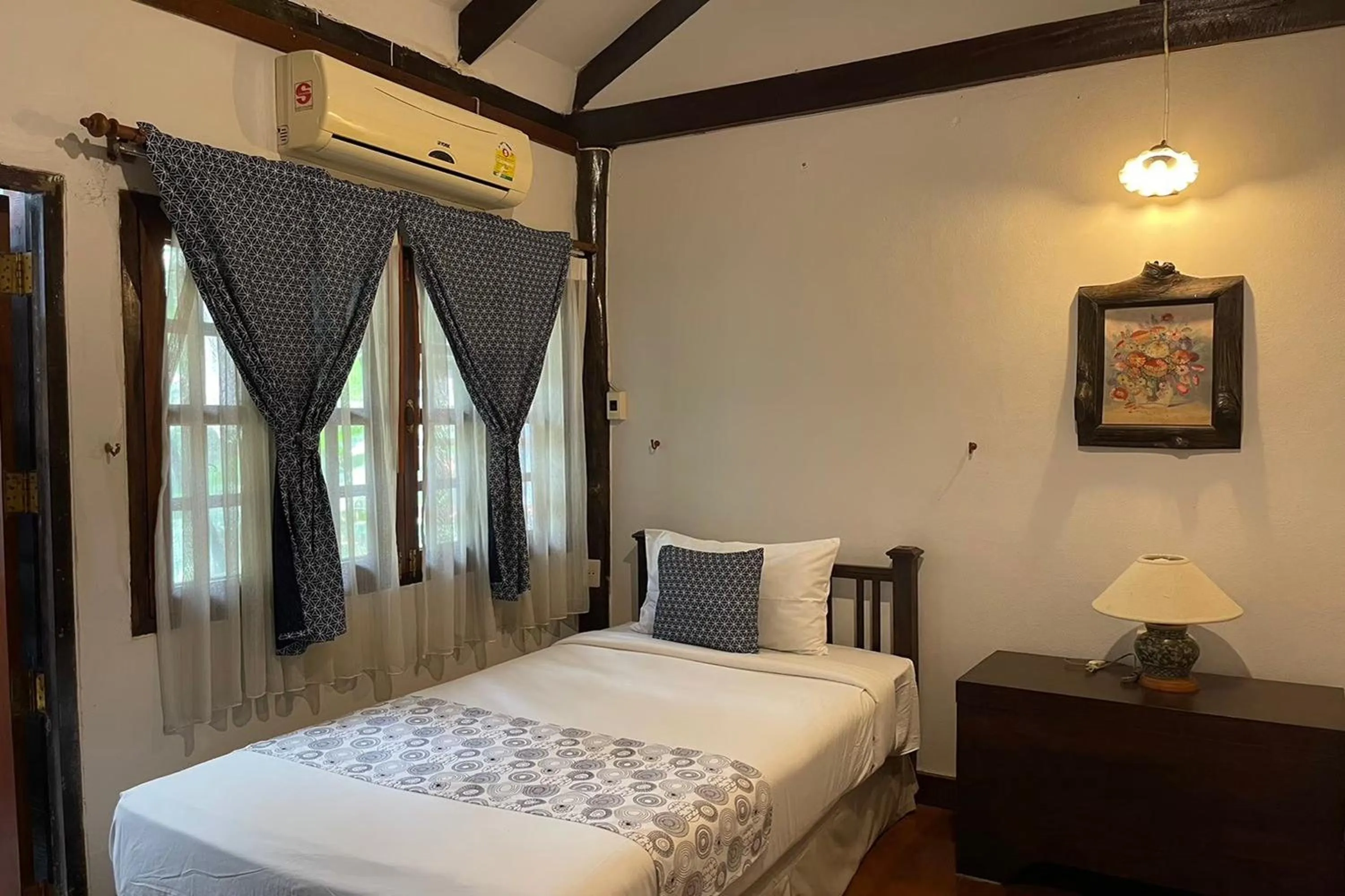 Bed in Phu Ing Fah Resort