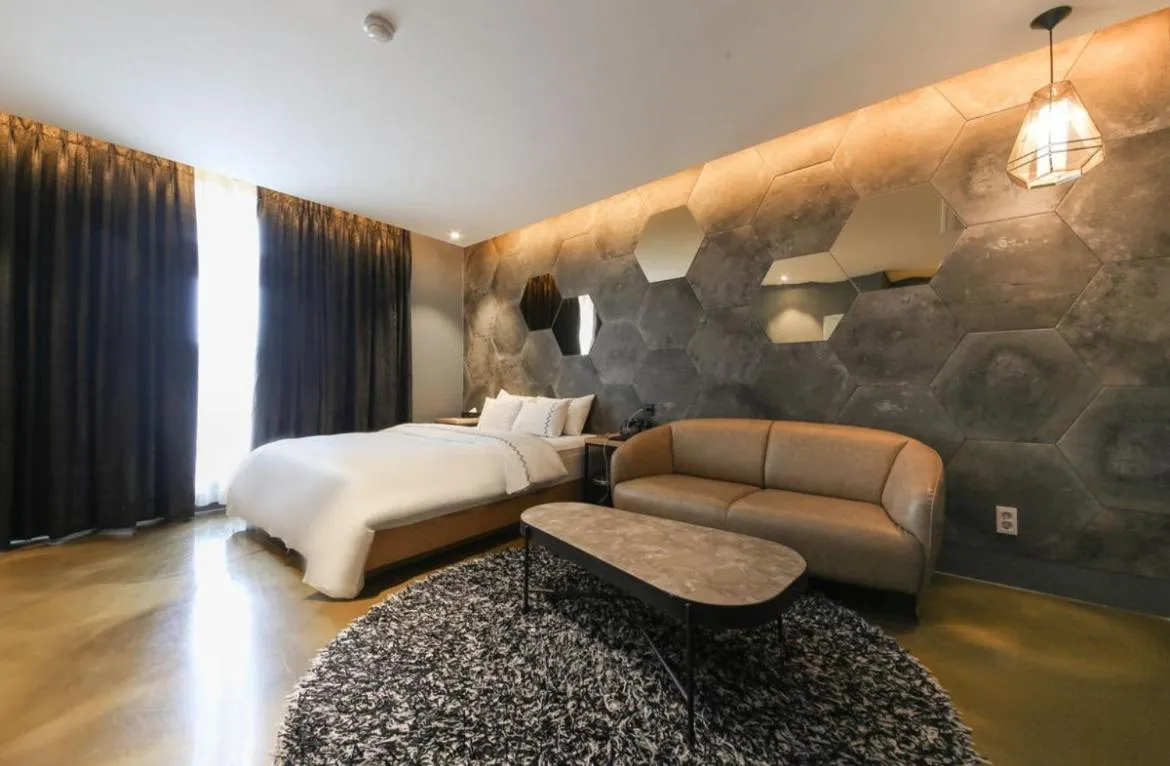 Mari Hotel Terminal Branch