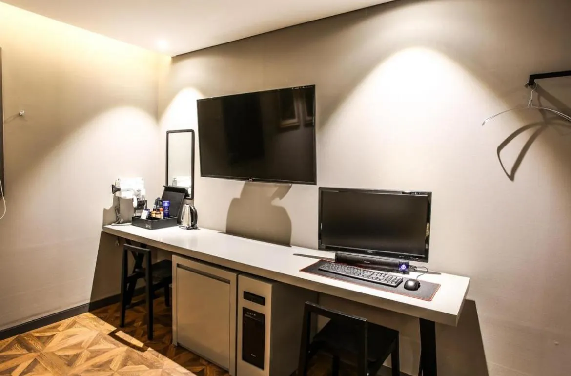 Mari Hotel Terminal Branch