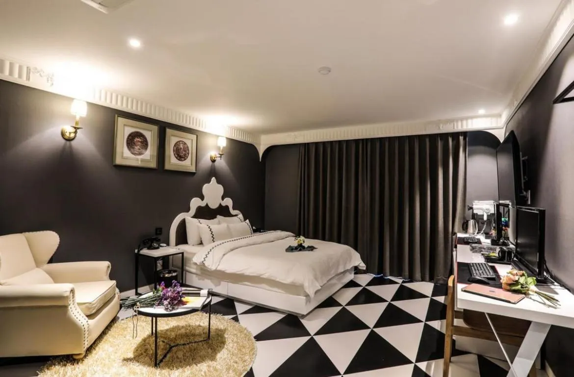 Mari Hotel Terminal Branch