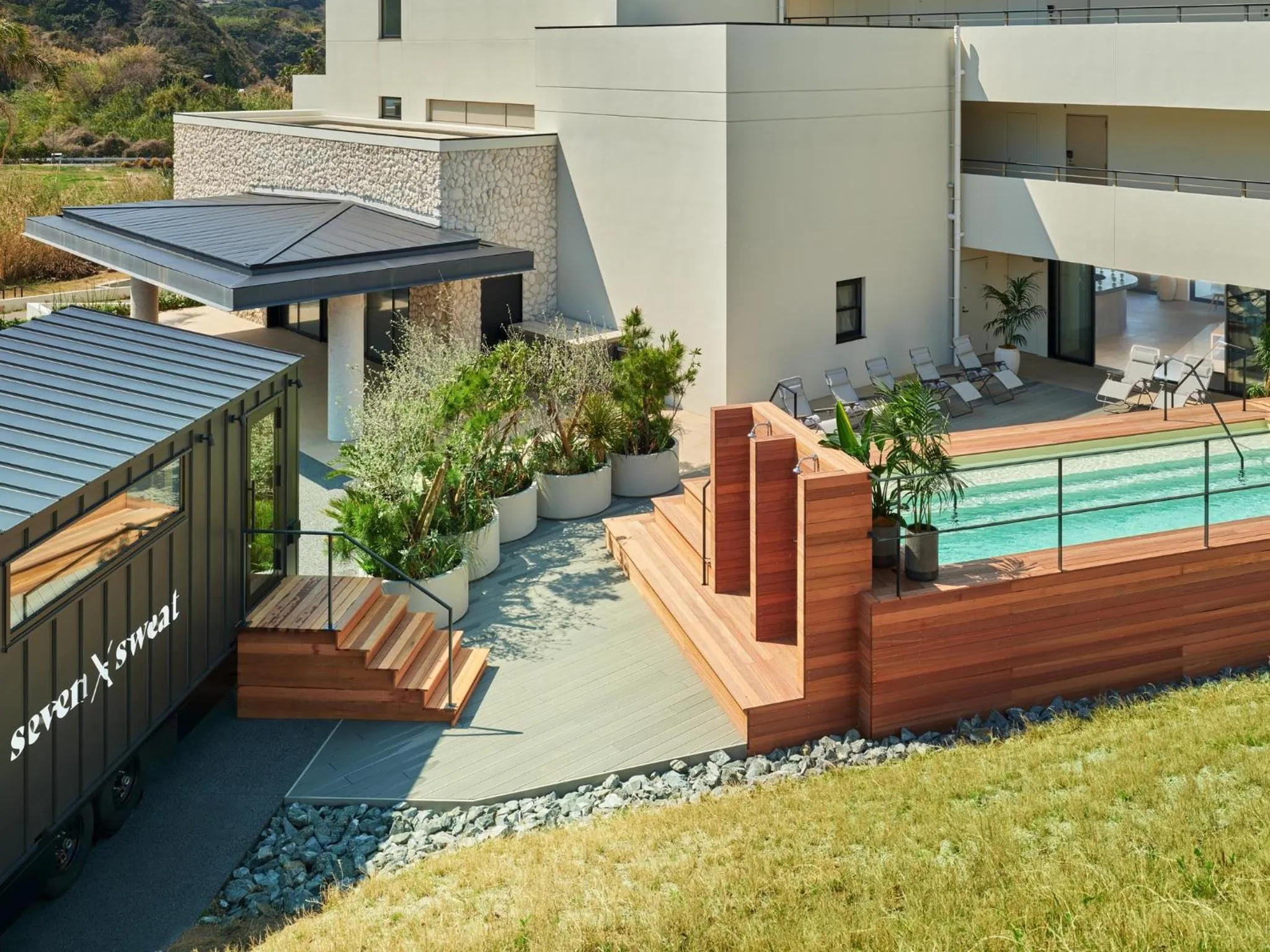 seven x seven Itoshima