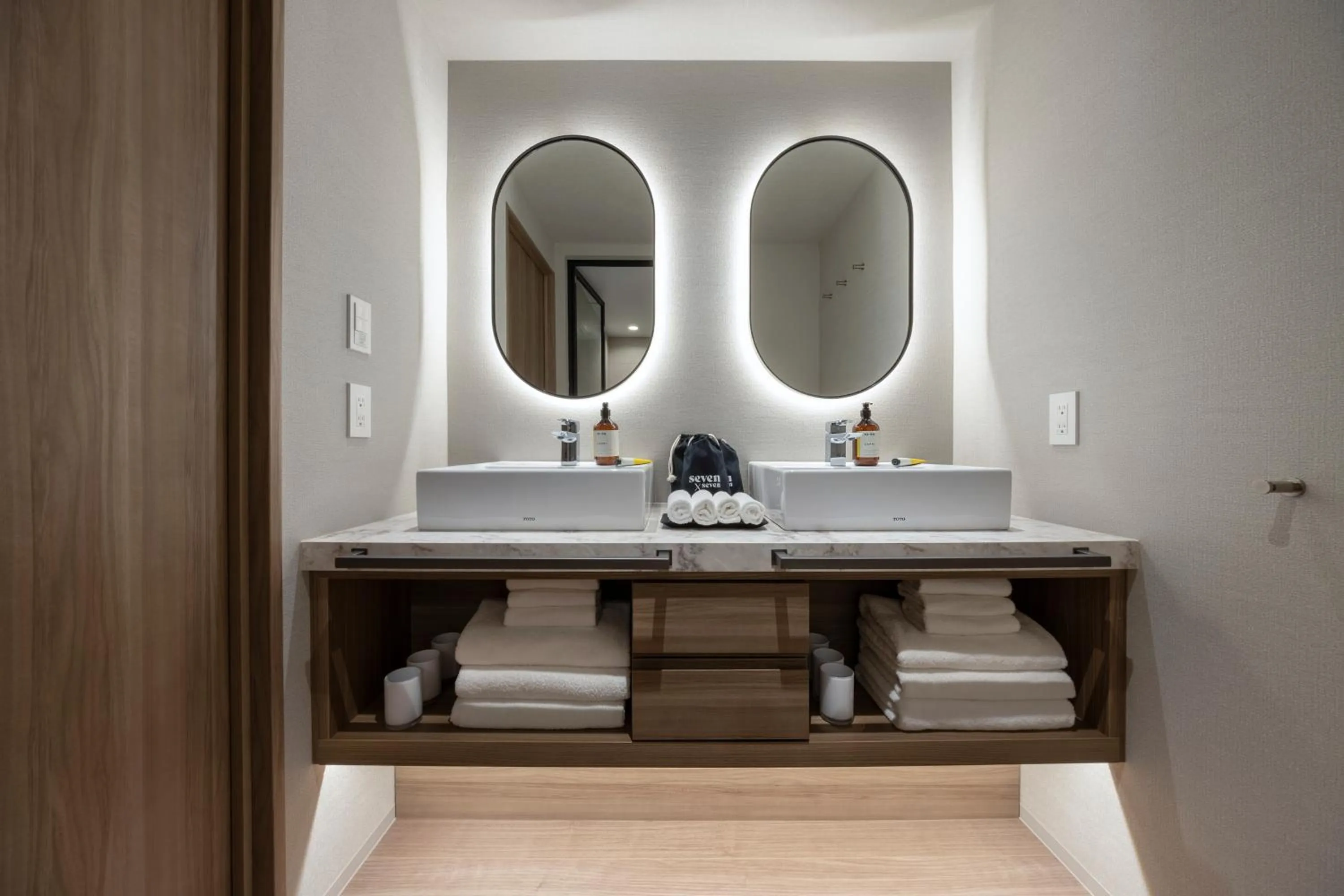 Bathroom in seven x seven Itoshima