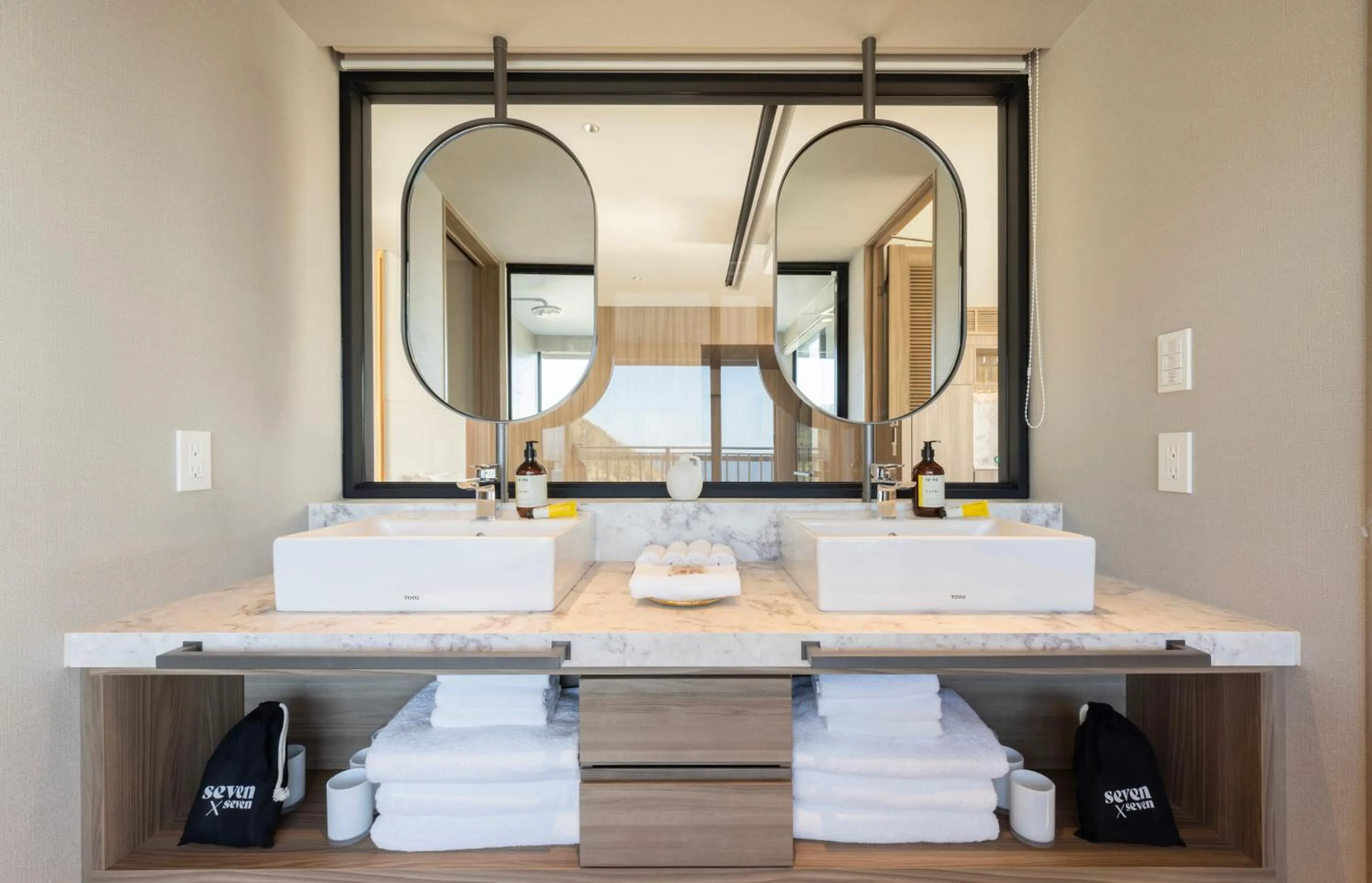 Bathroom in seven x seven Itoshima