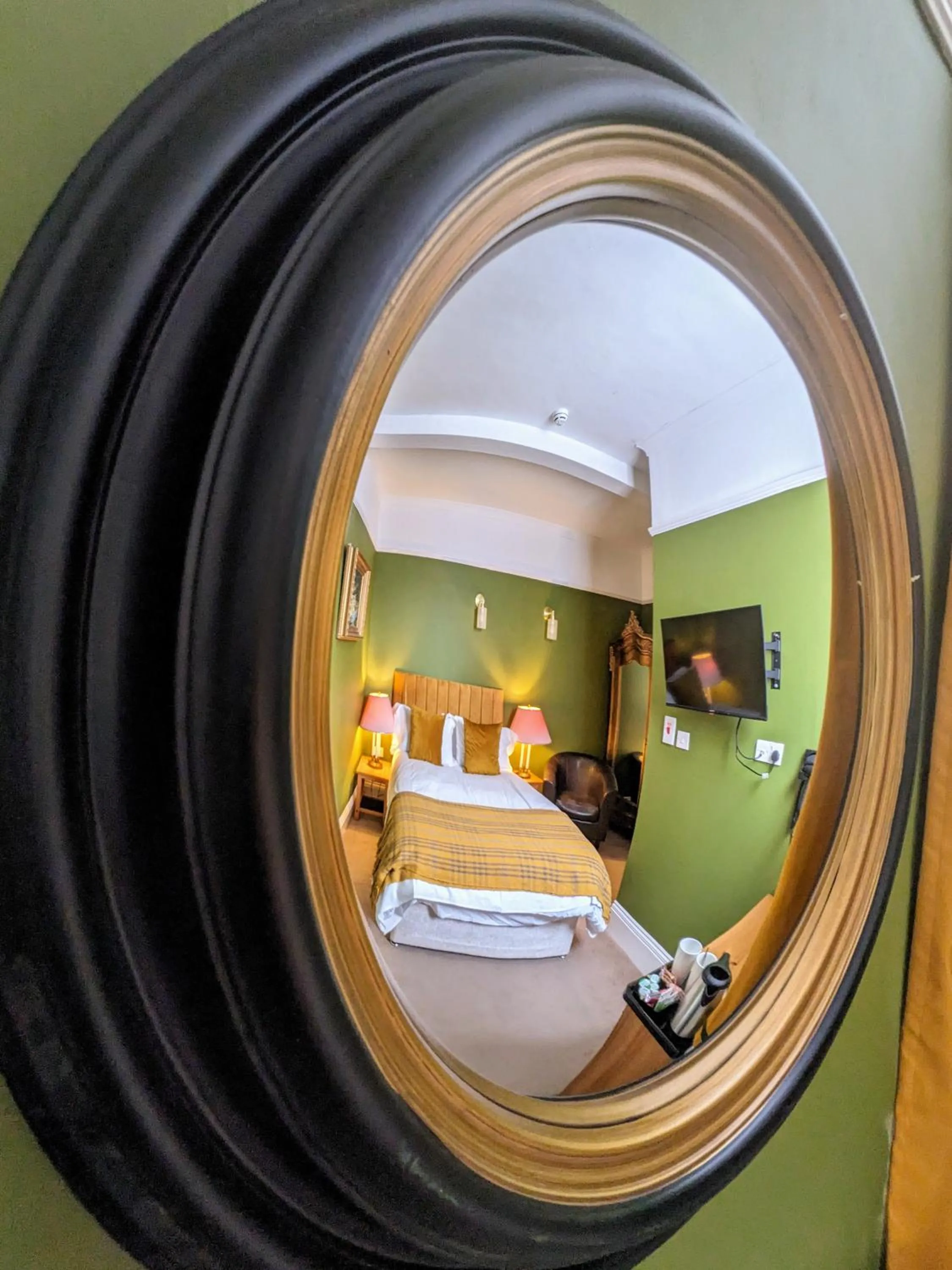 Bedroom, Bed in Archway House