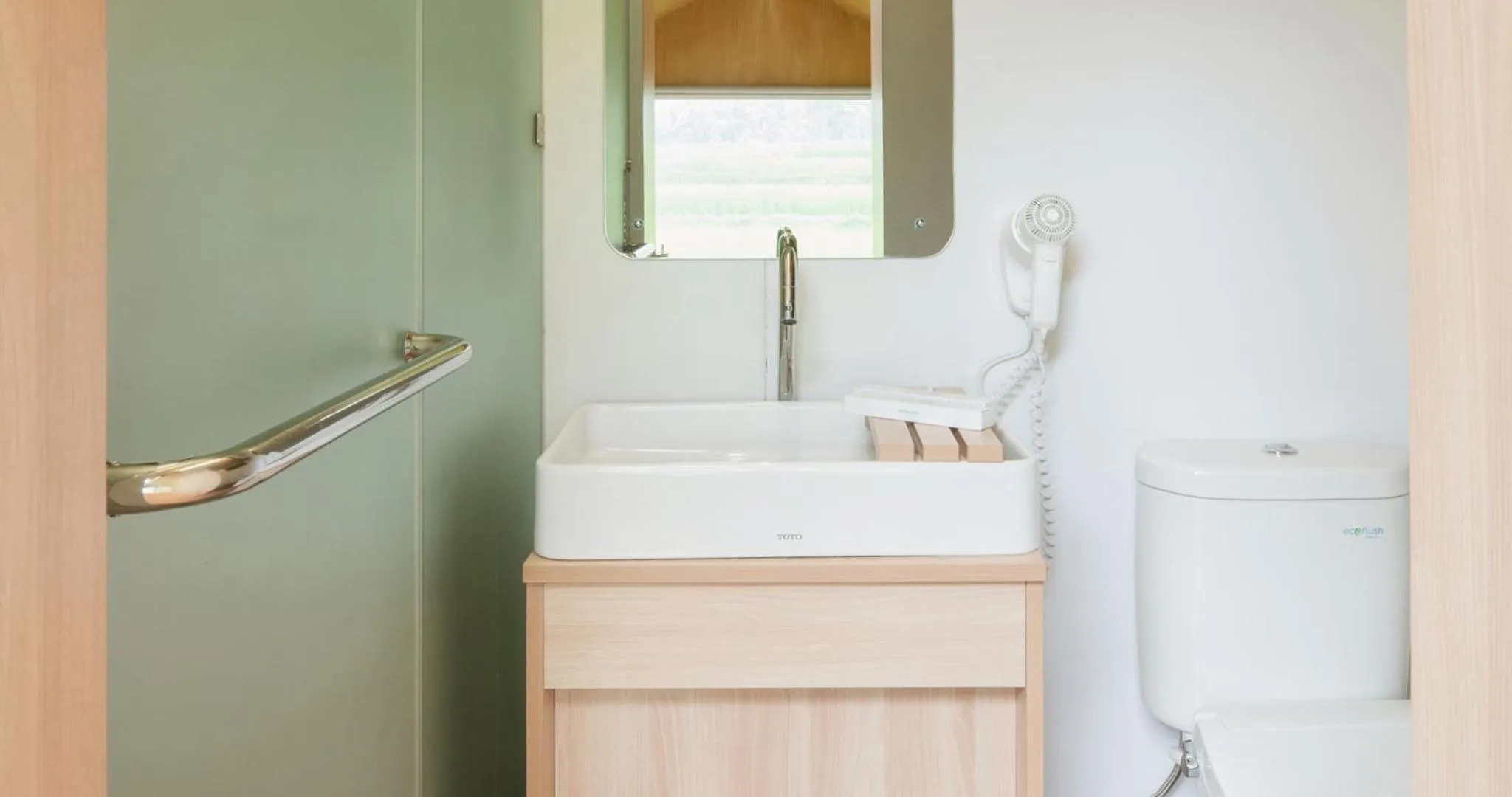 Bathroom, Bed in Bobocabin Bunaken Hills, Manado