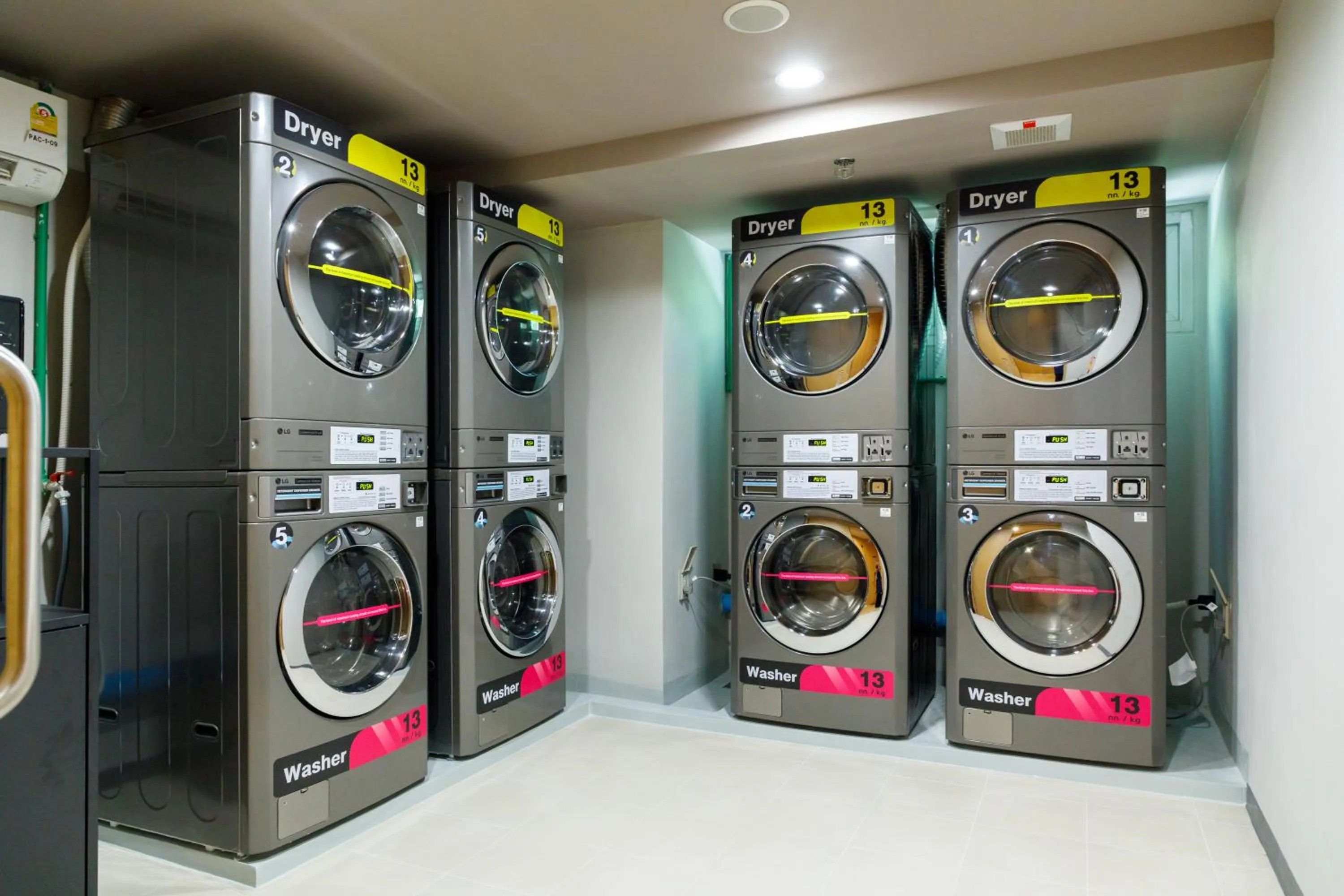 laundry in Nishitetsu Hotel Croom Bangkok Silom