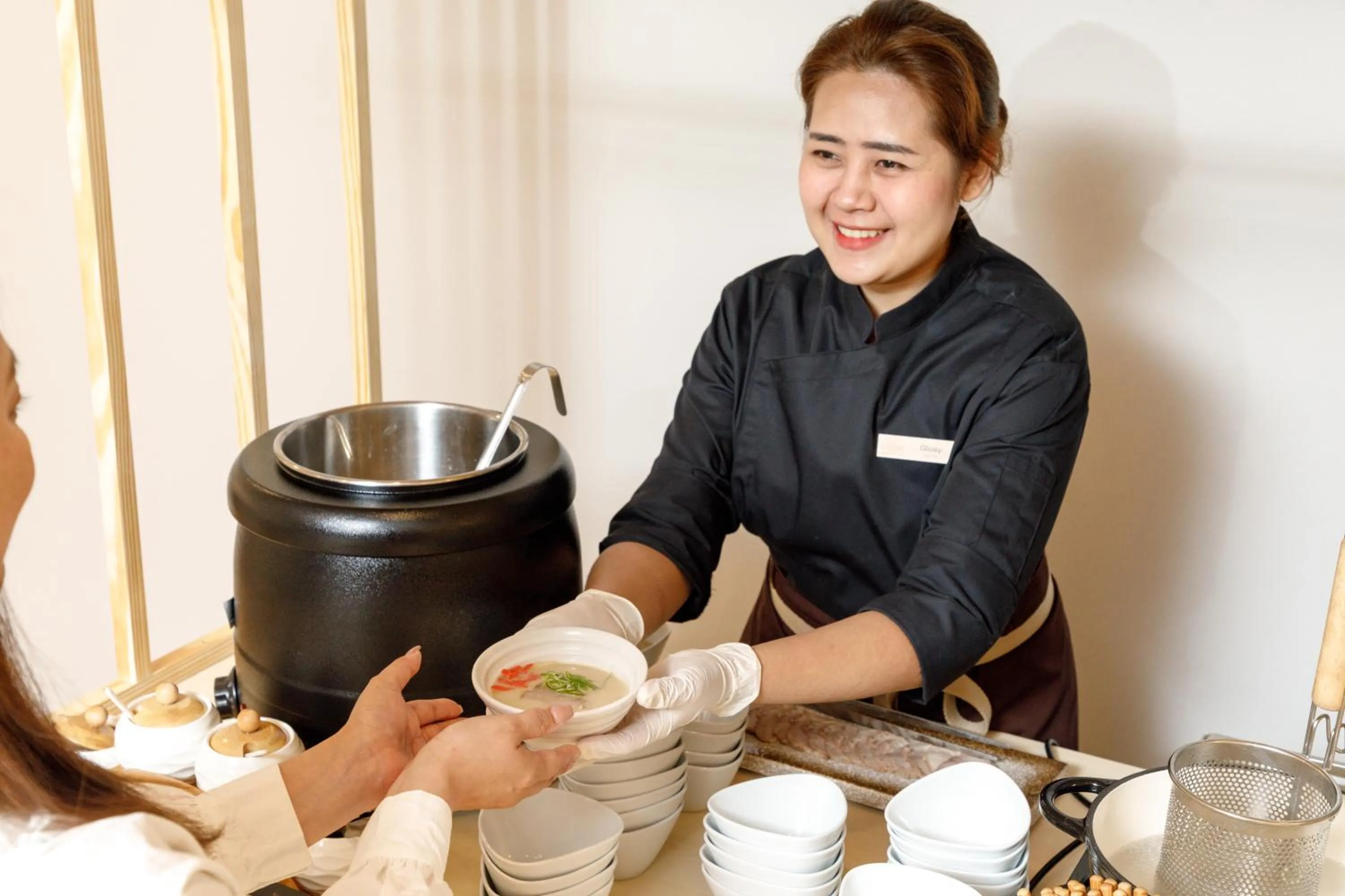 Restaurant/places to eat in Nishitetsu Hotel Croom Bangkok Silom