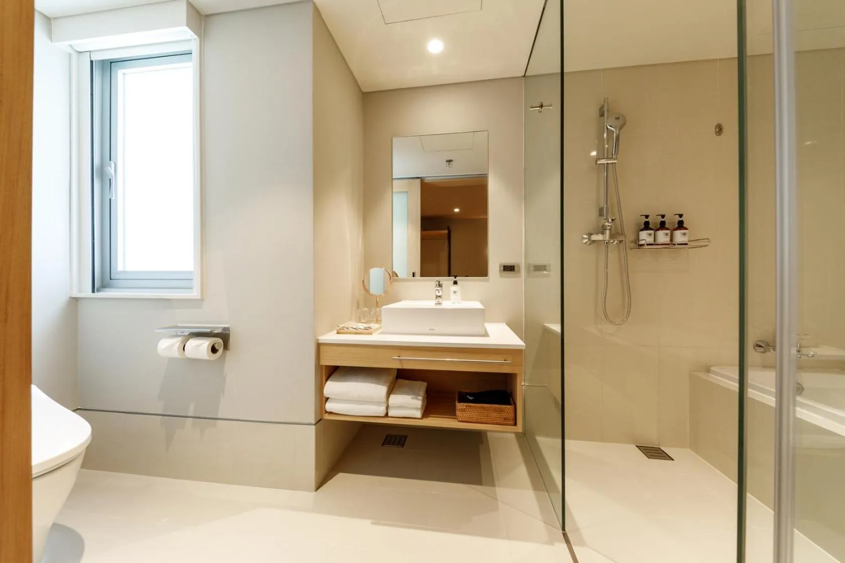 Bathroom in Nishitetsu Hotel Croom Bangkok Silom