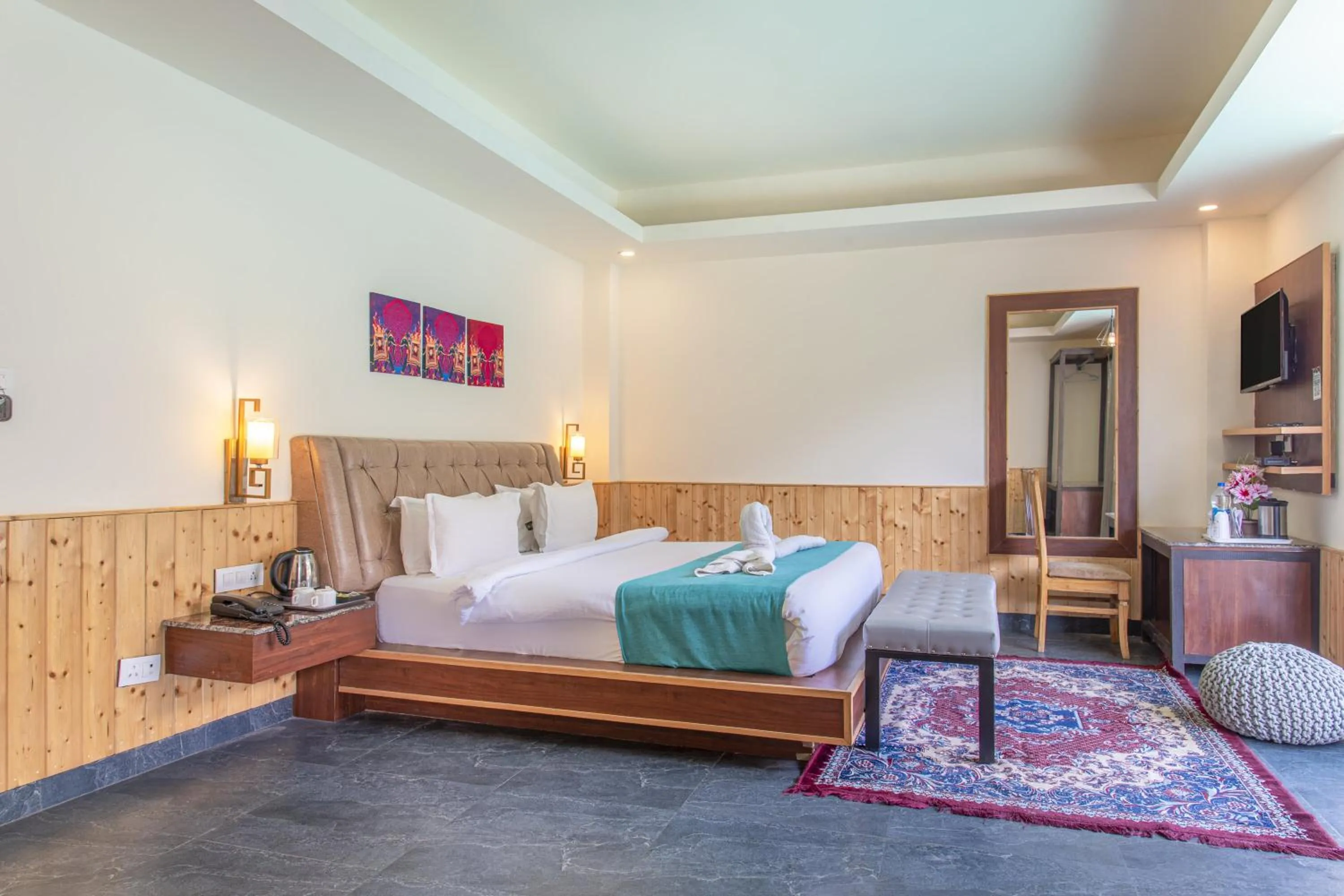 Bed in Echor Himalayan Heights Manali