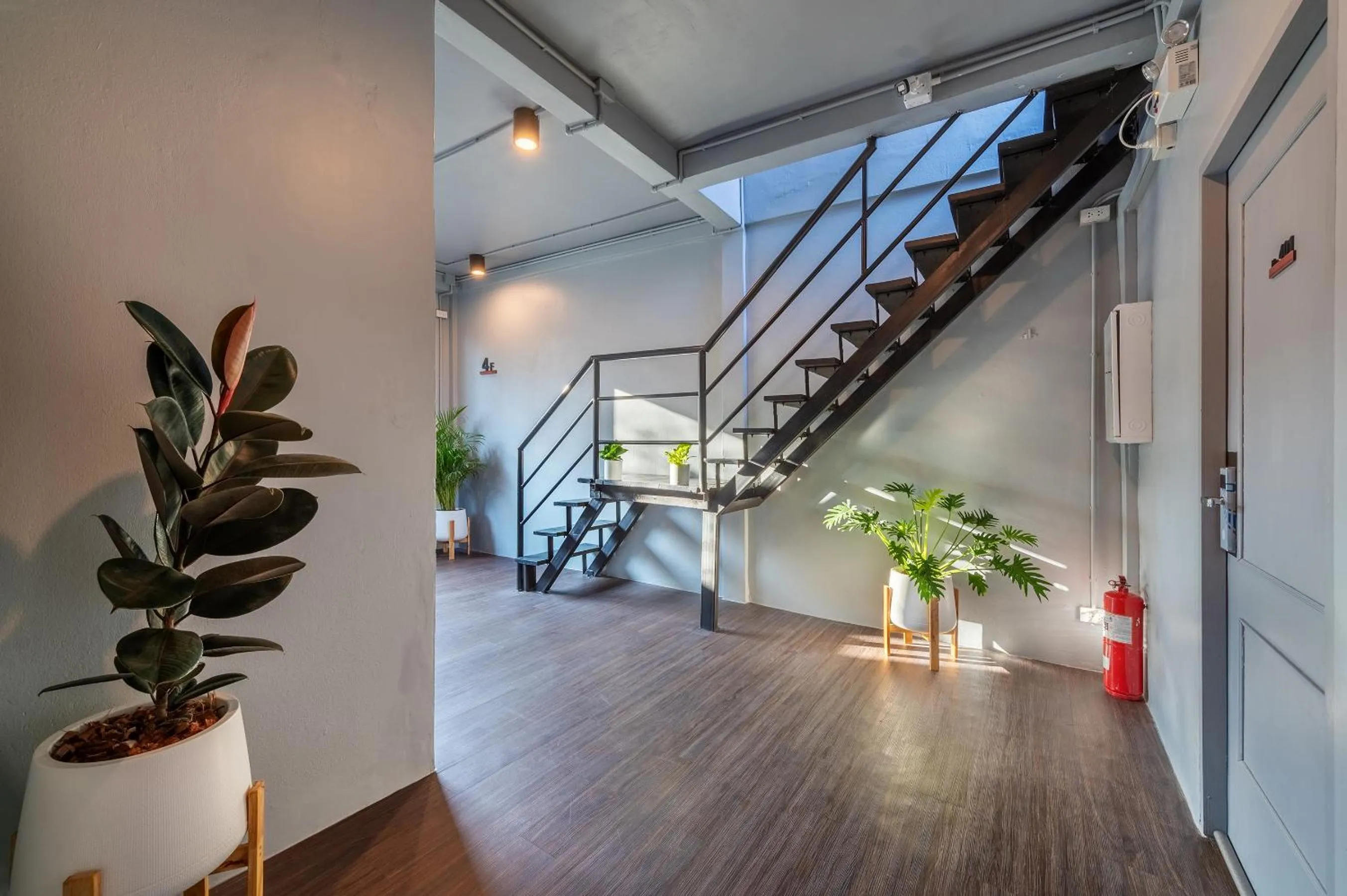 Property building in Ti Thong Hostel