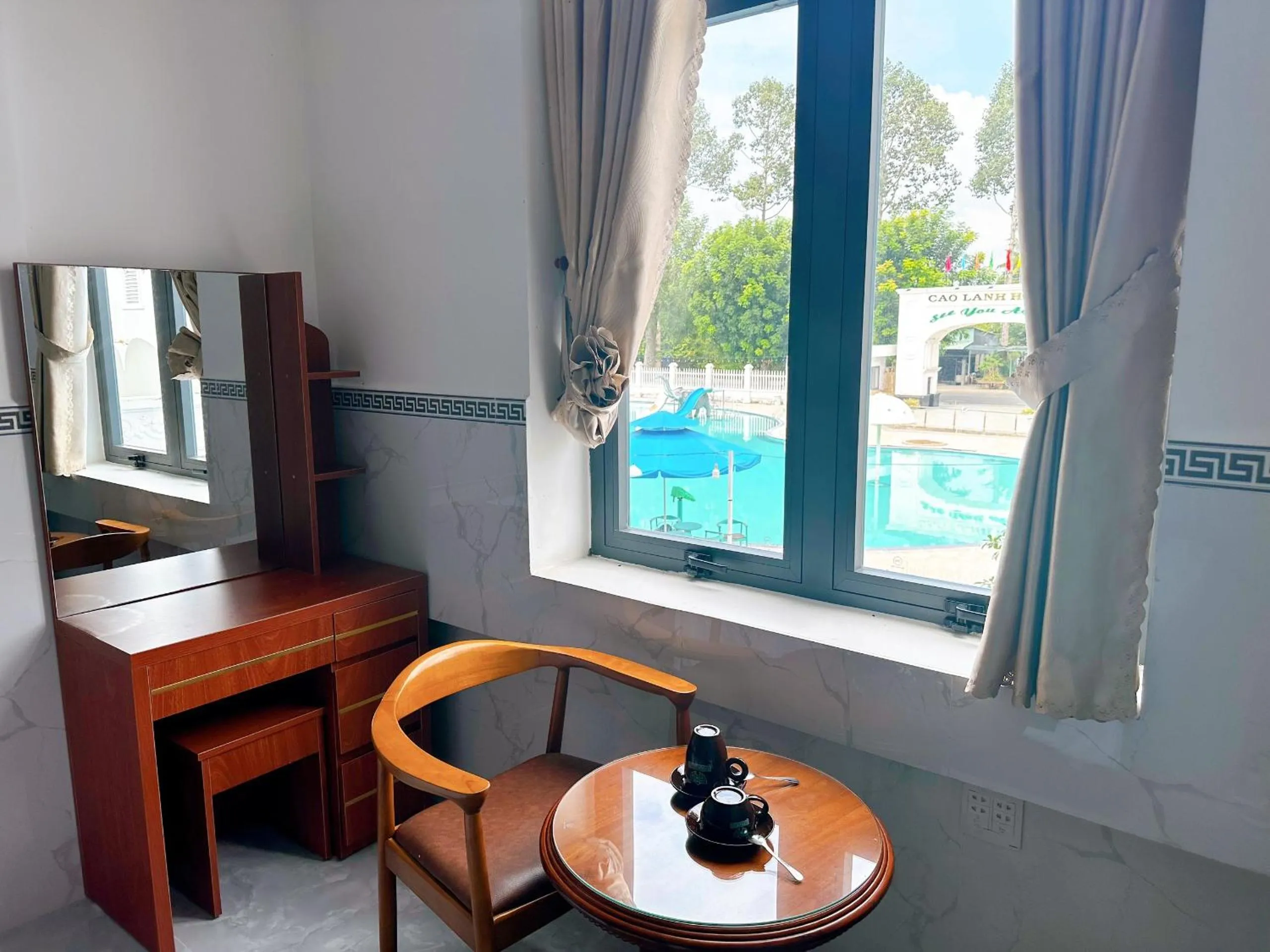 Pool view in Cao Lanh Hotel