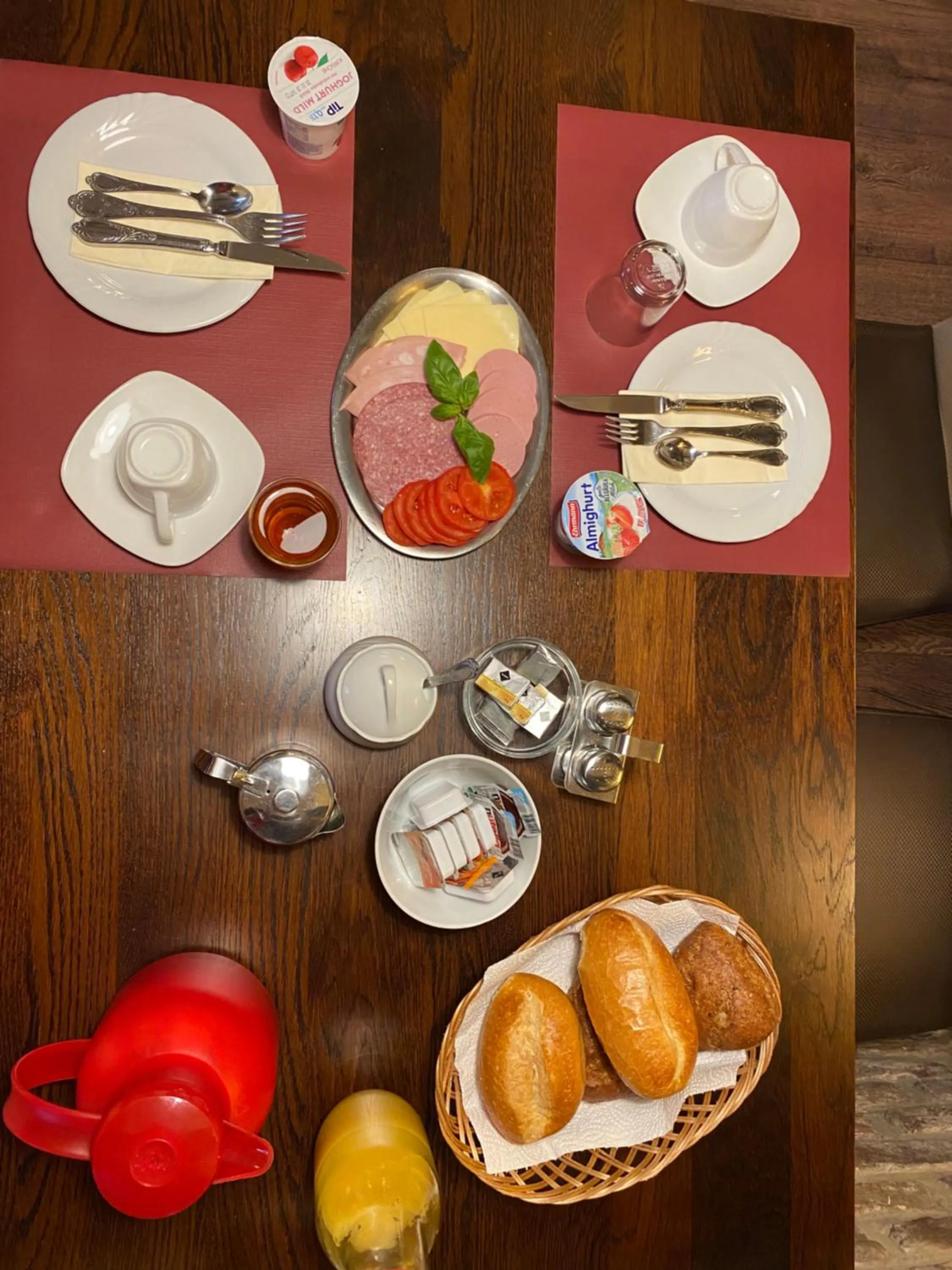 Breakfast in Hotel - Restaurant Braustube
