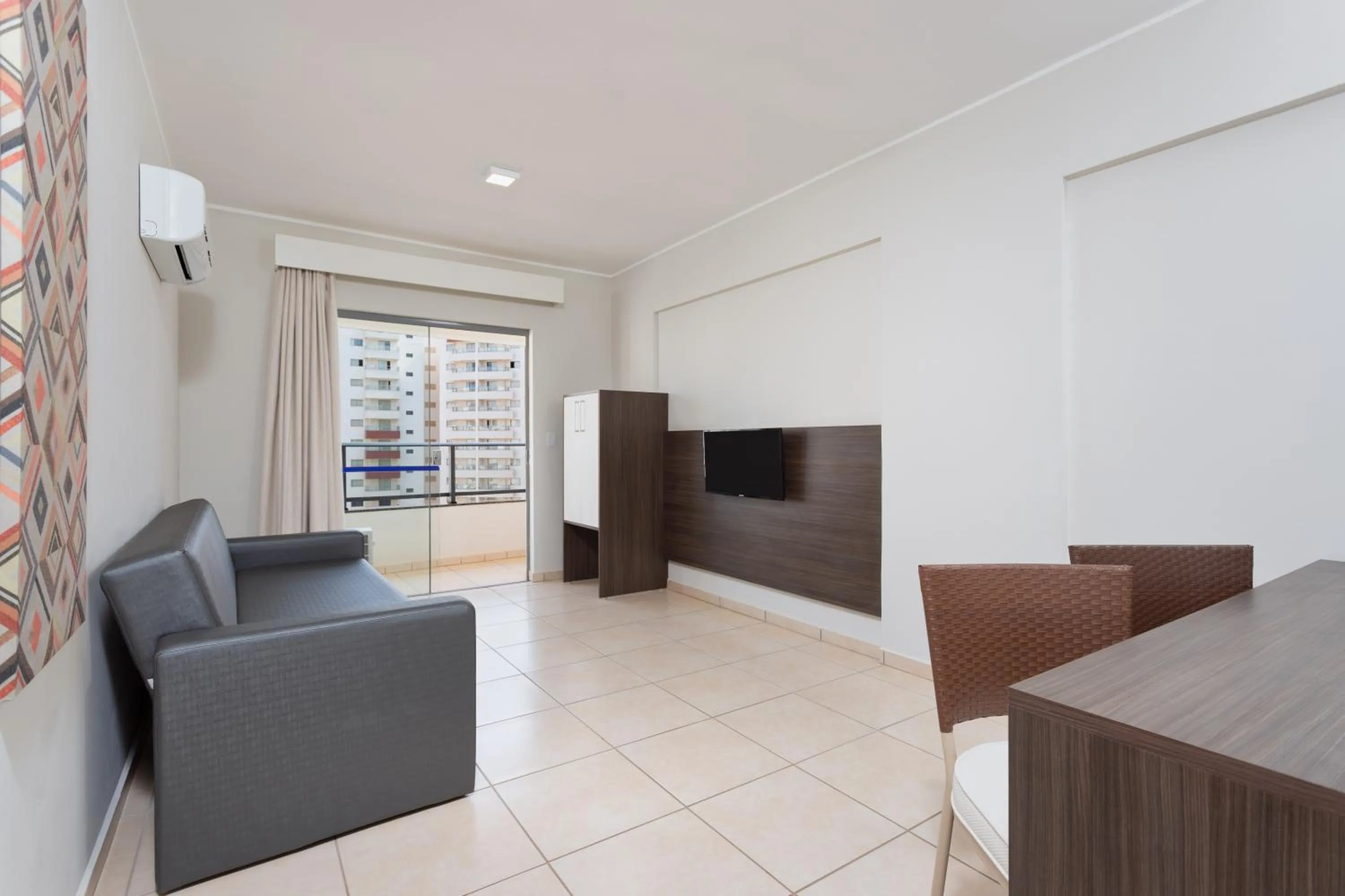 TV and multimedia in Wyndham Olímpia Royal Hotels