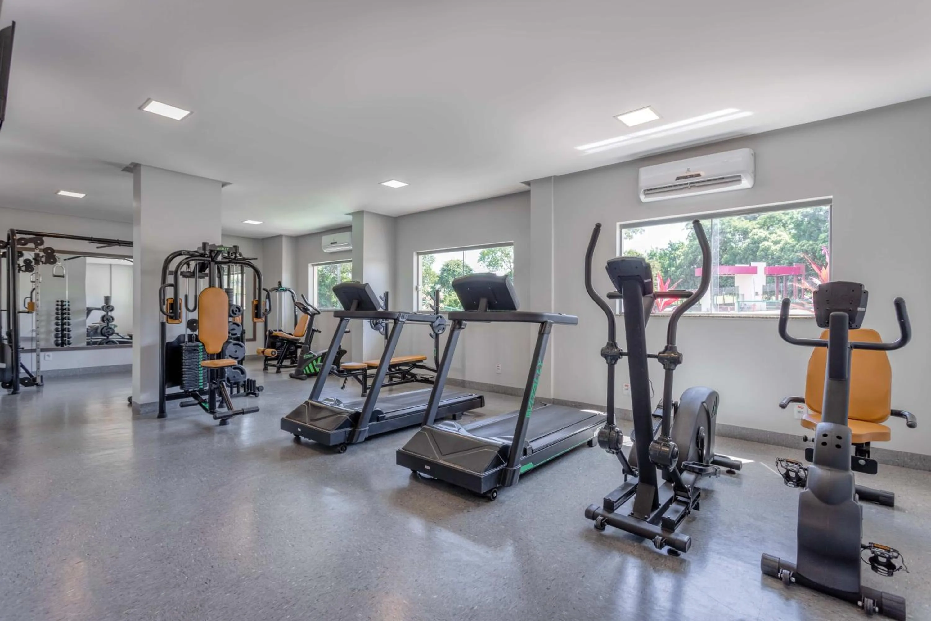 Fitness centre/facilities in Wyndham Olímpia Royal Hotels