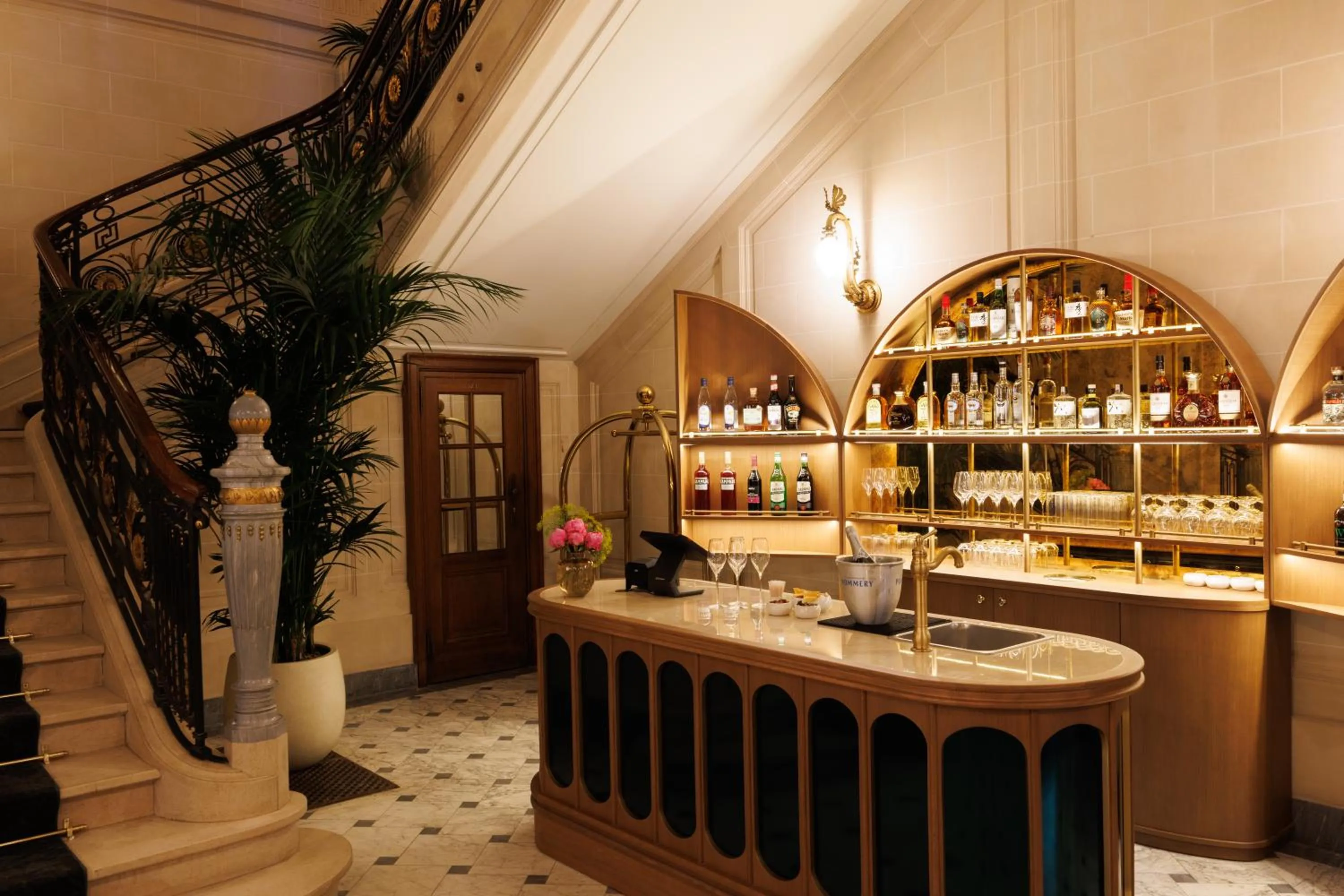 Lounge or bar in Hotel Fleur de Ville