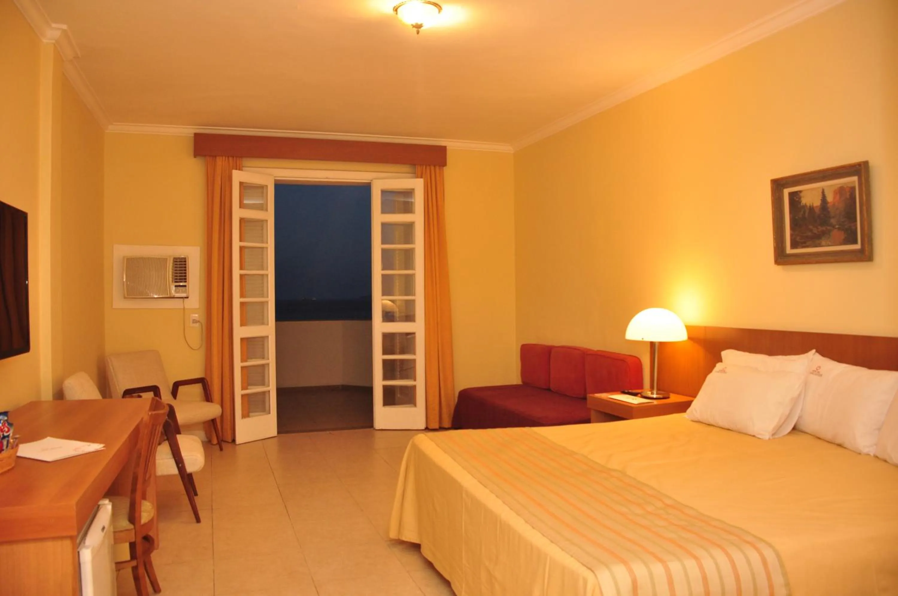 Bedroom in Hotel Rio Lancaster