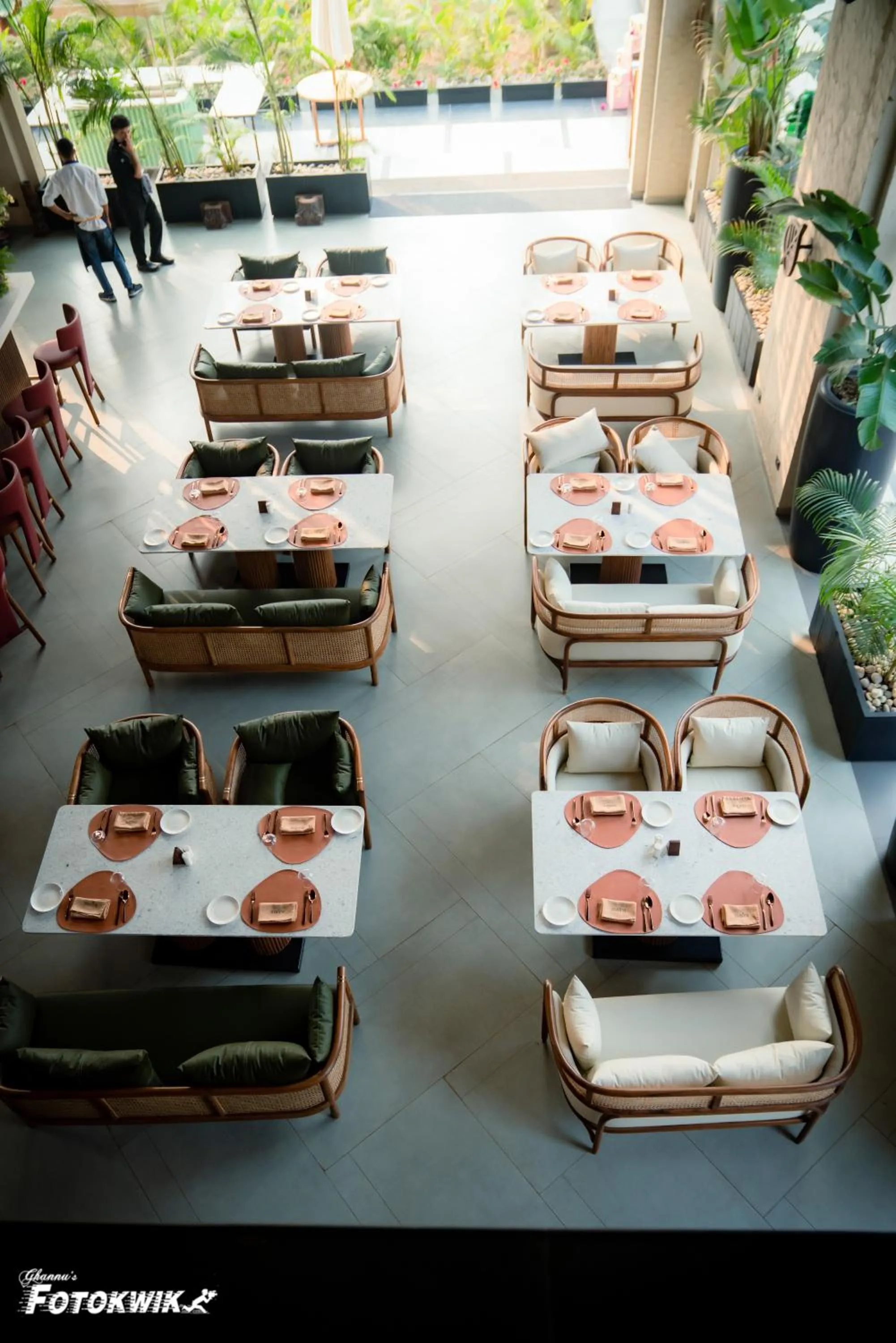 Restaurant/places to eat in Maira Resort and Convention Centre