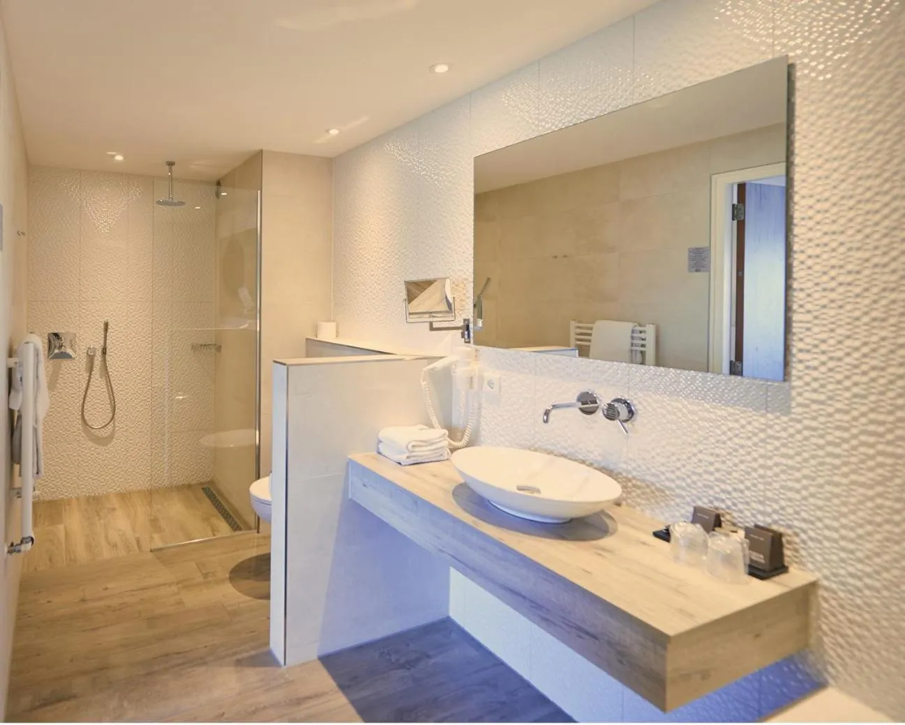 Bathroom in Van der Valk Hotel Akersloot / A9 ALKMAAR