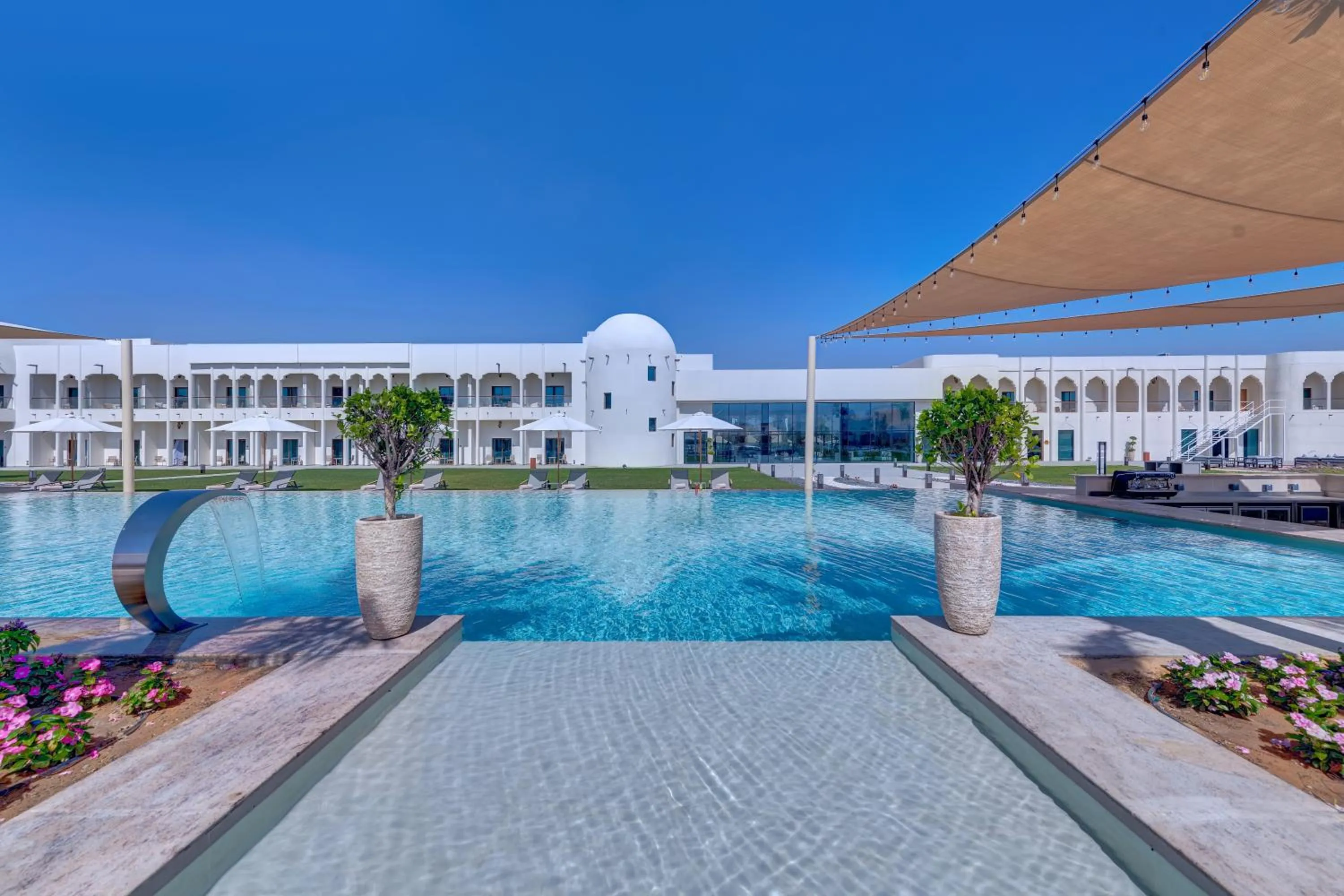 Pool view in Western Hotel Liwa