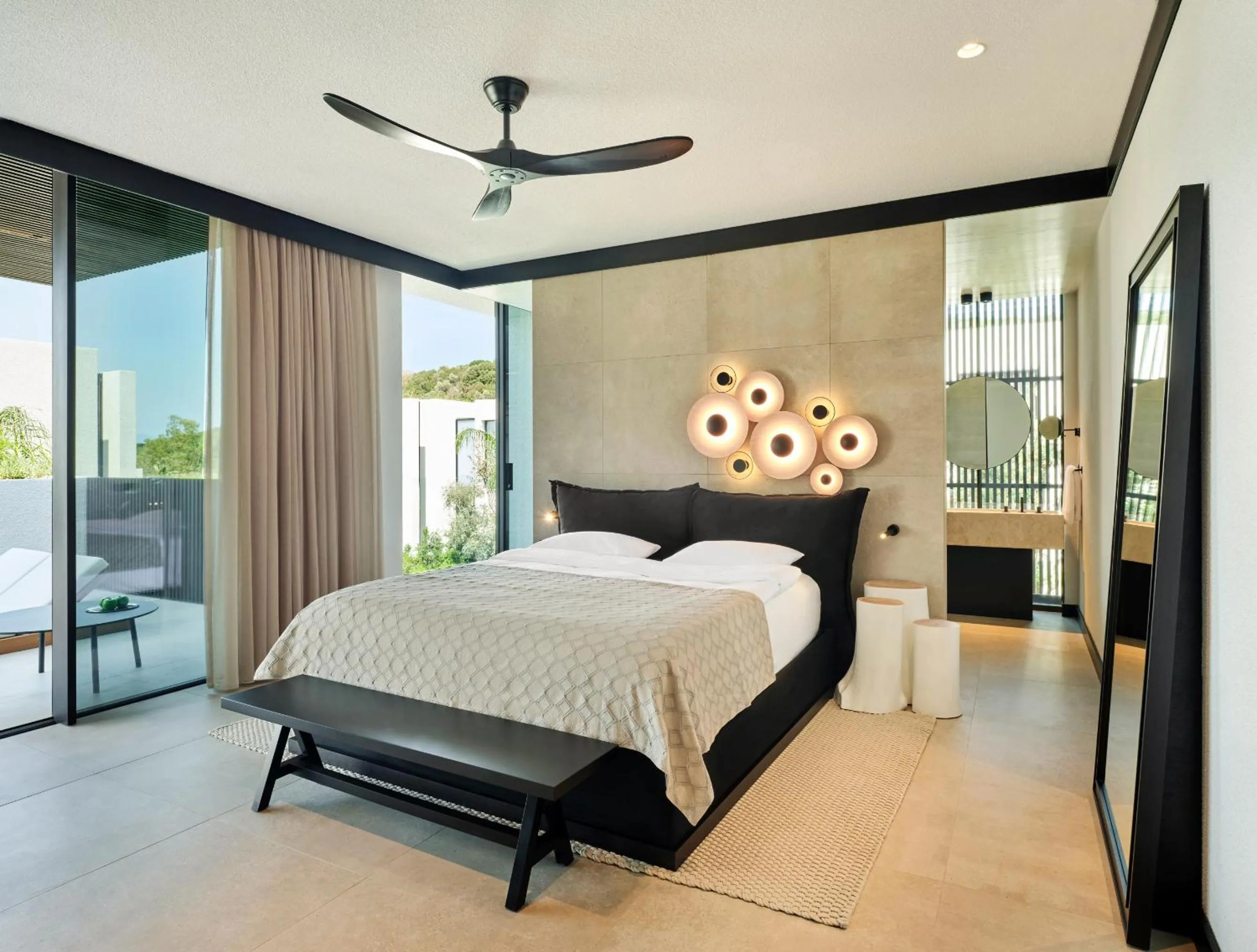 Bed in Caja by Maxx Royal