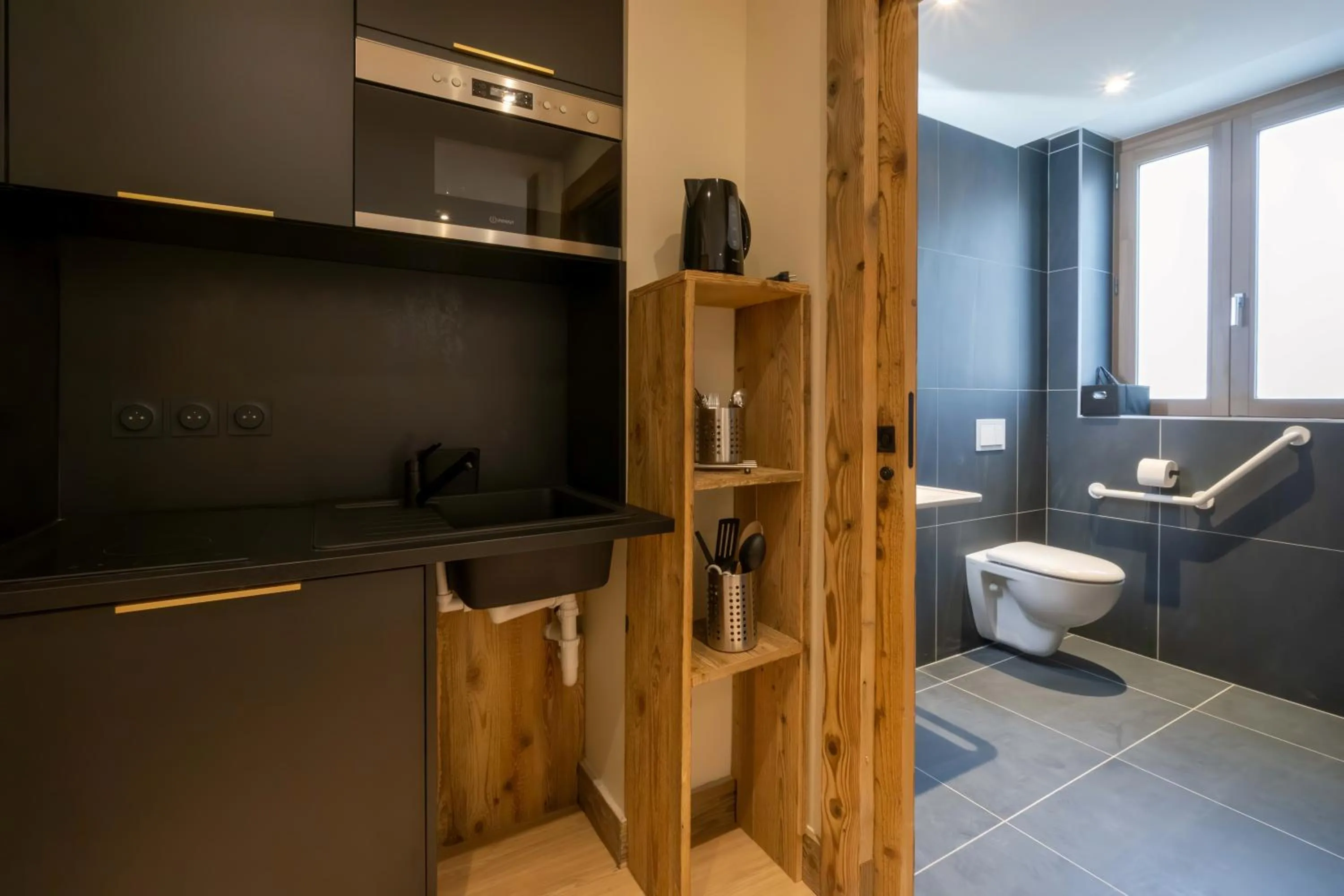 Kitchen or kitchenette in Hostellerie du Petit Saint Bernard