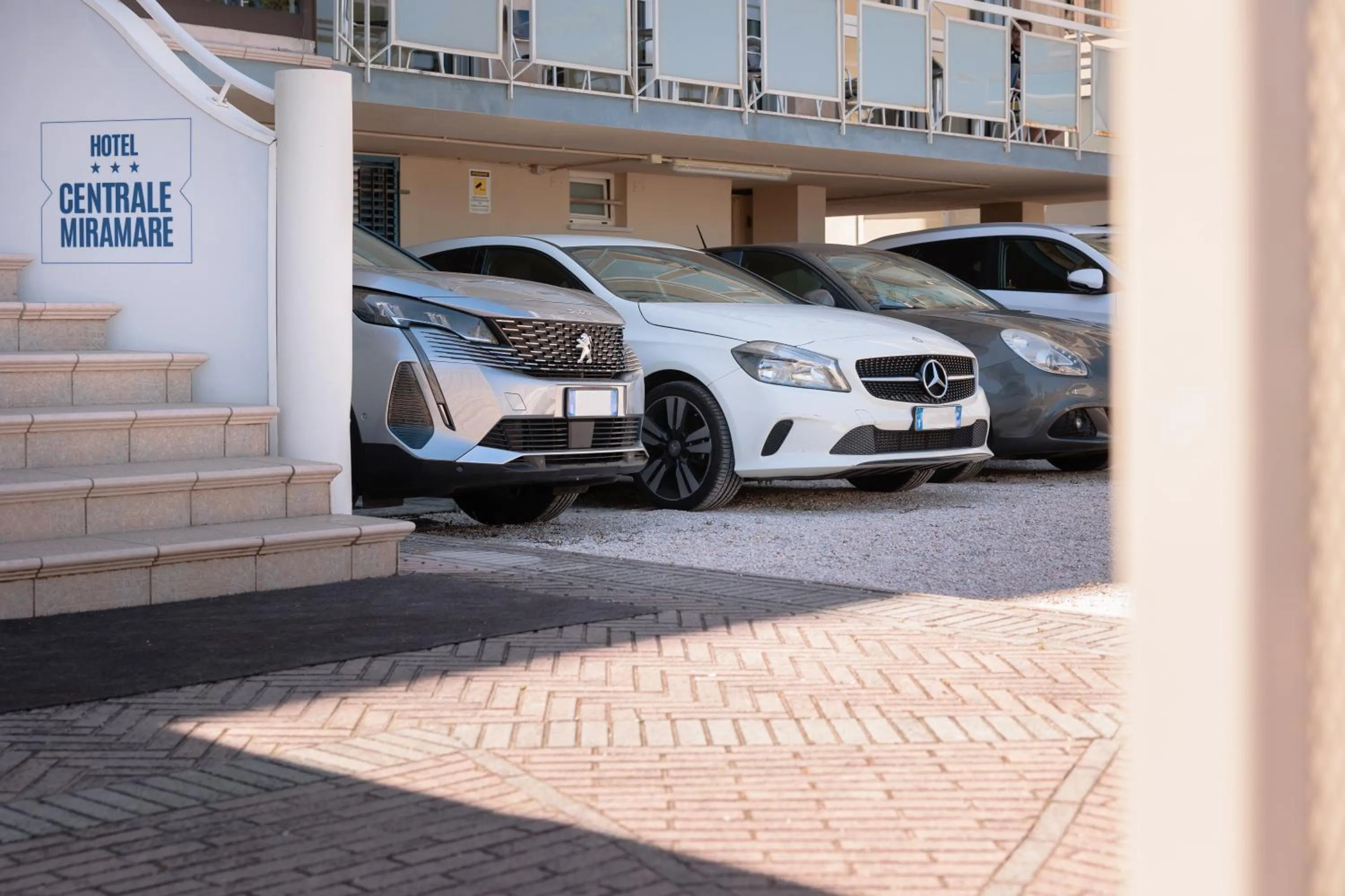 Parking in Hotel Centrale Miramare