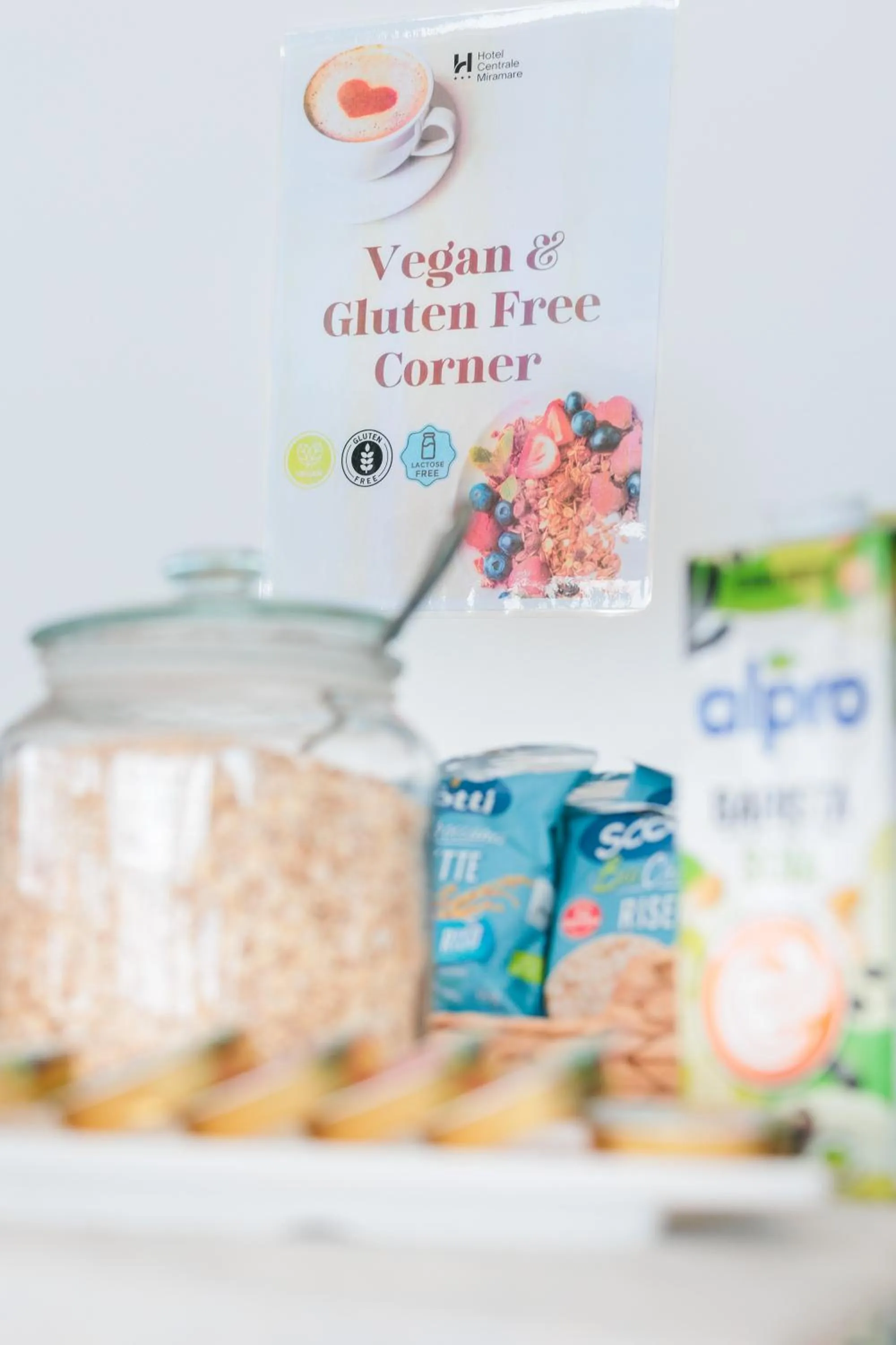 Breakfast in Hotel Centrale Miramare