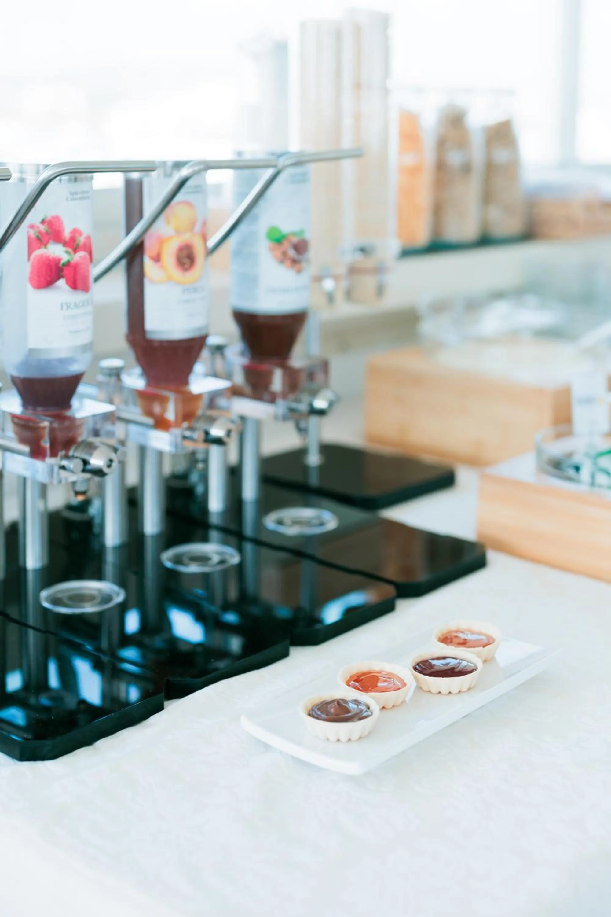 Breakfast in Hotel Centrale Miramare