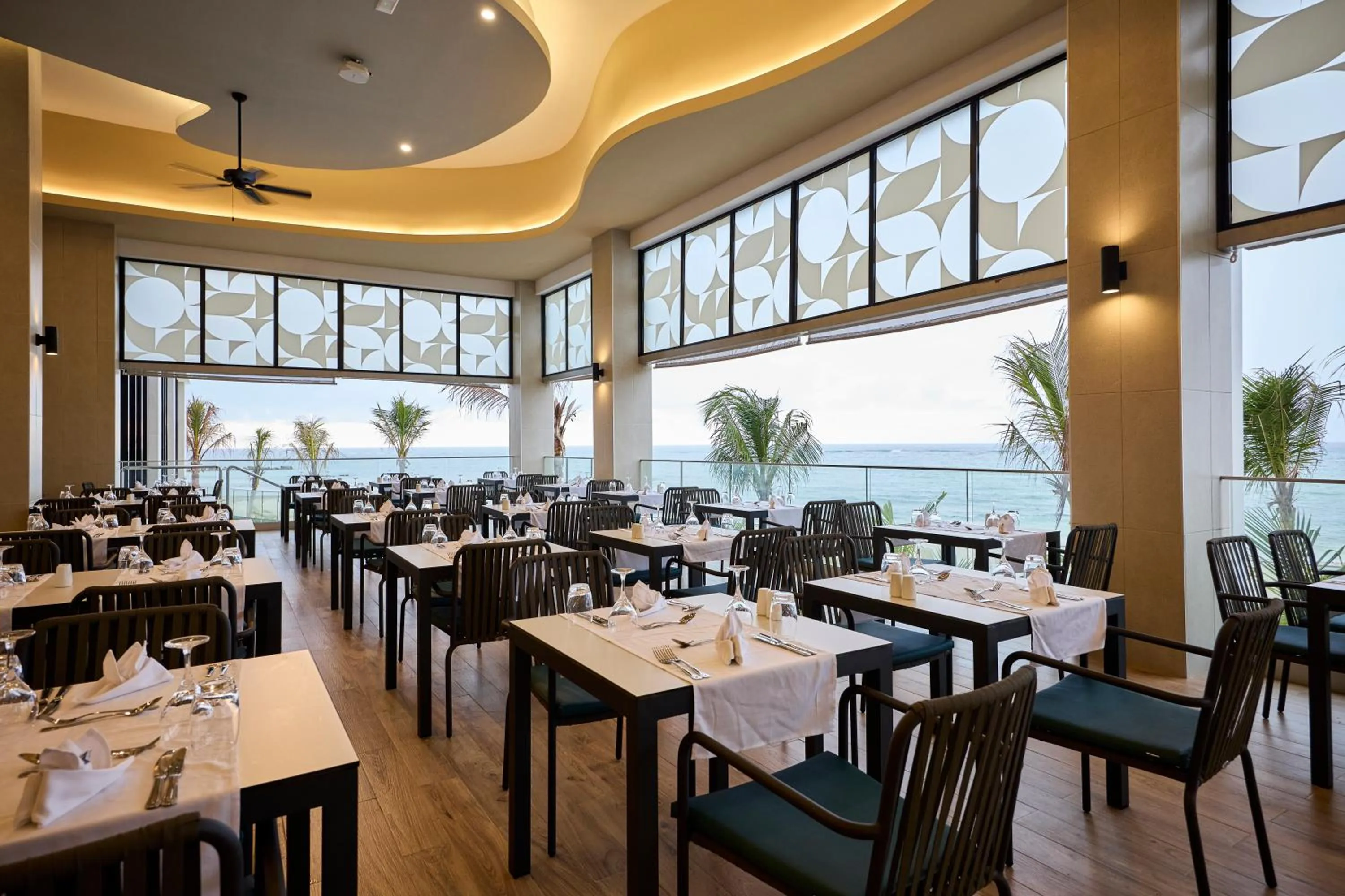 Restaurant/places to eat in Riu Palace Aquarelle - All Inclusive