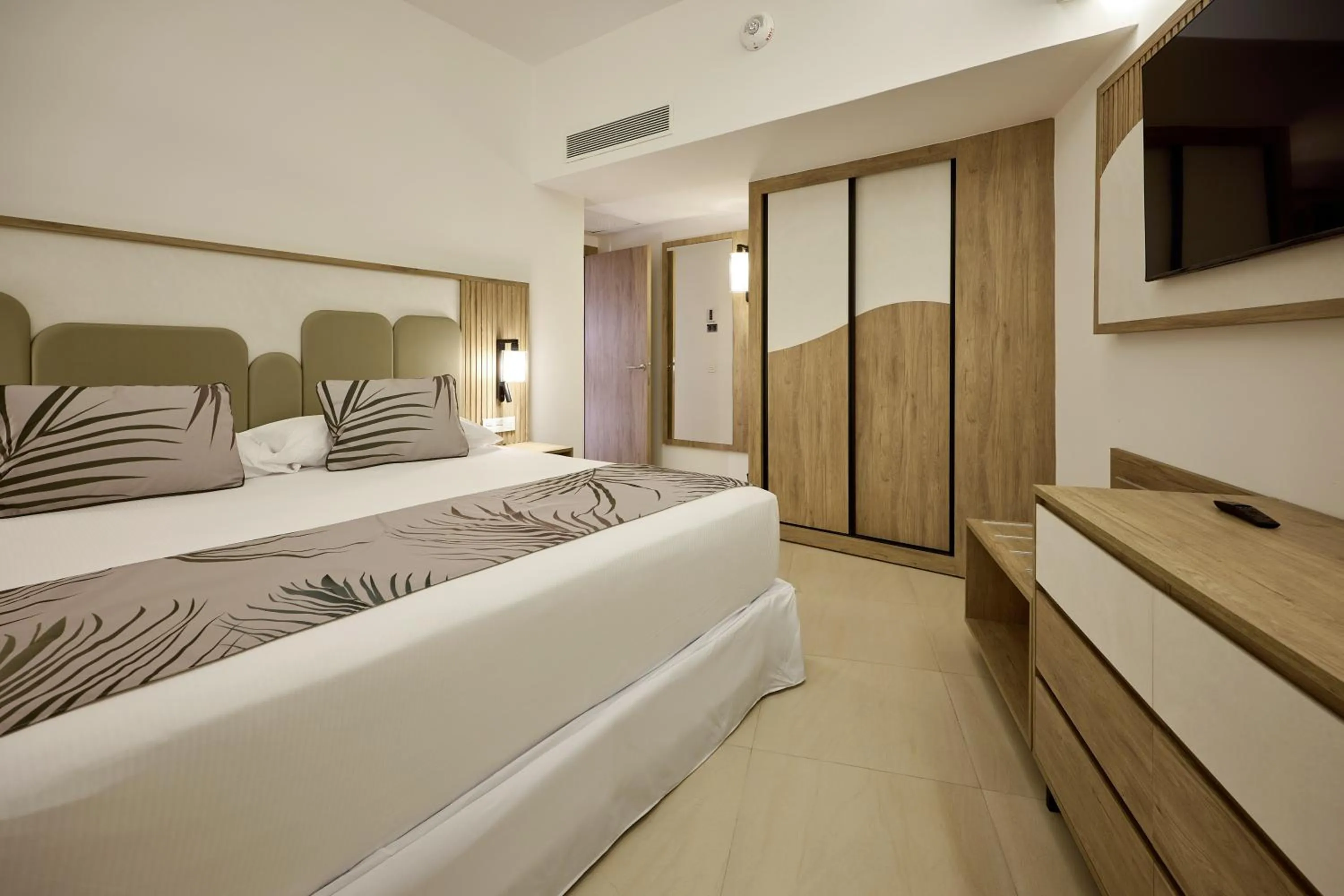 Bed in Riu Palace Aquarelle - All Inclusive