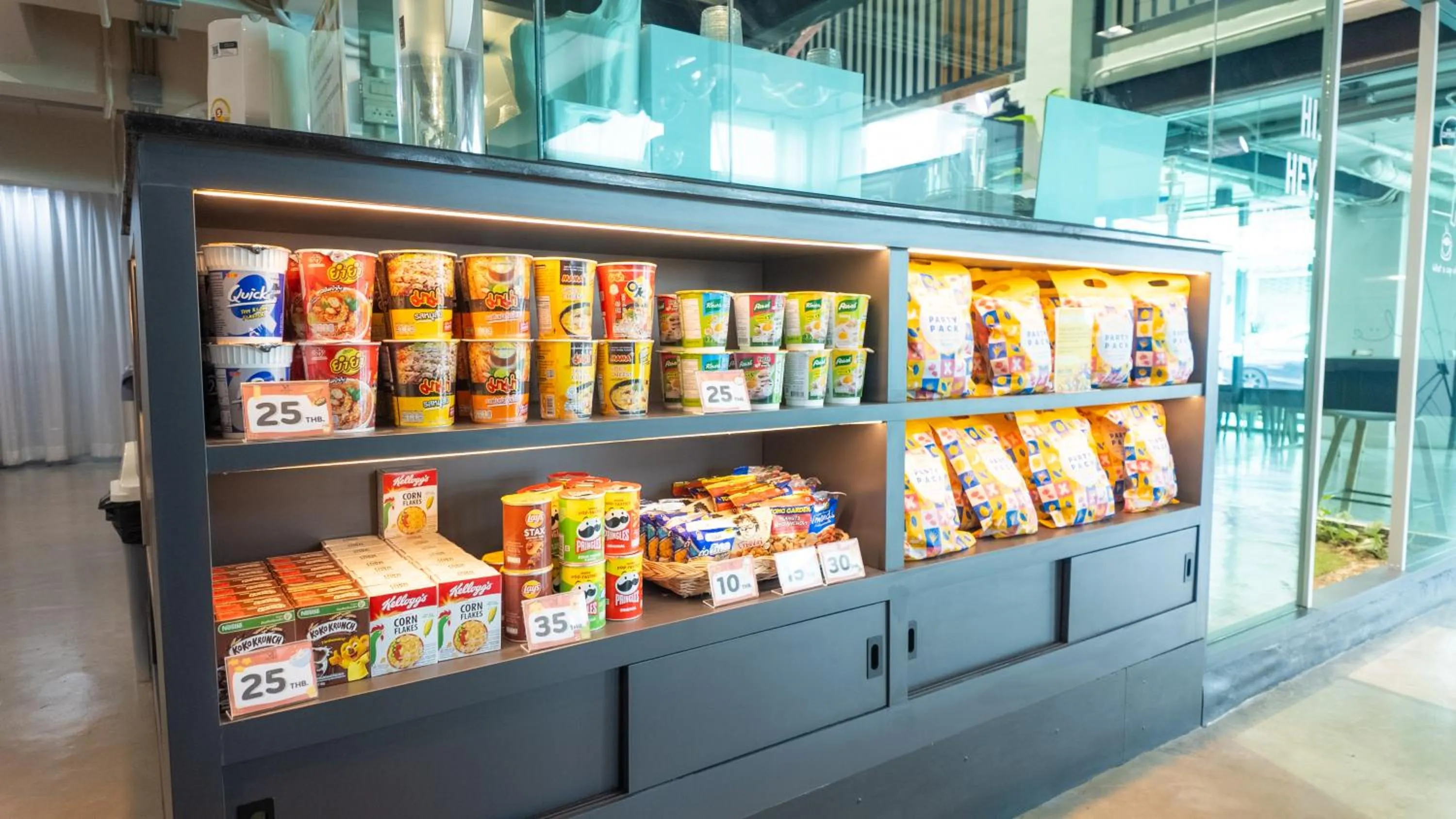 On-site shops in V1 boutique hotel